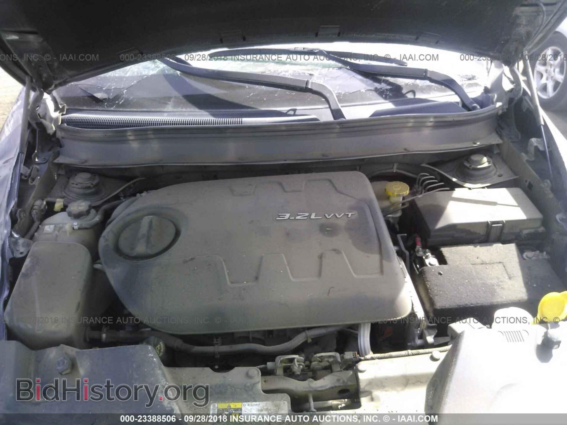 2014 Jeep Cherokee - VIN: 1C4PJLCS8EW105142 - Фото 10