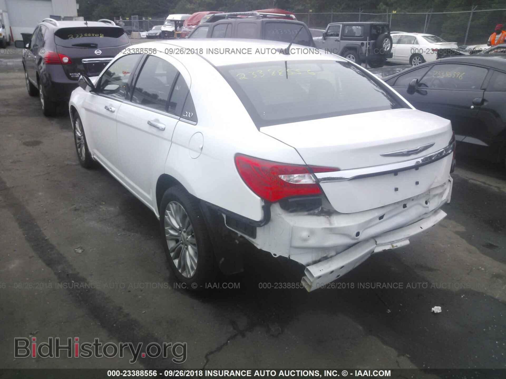 2012 Chrysler 200 - VIN: 1C3CCBCB1CN263820 - Фото 3
