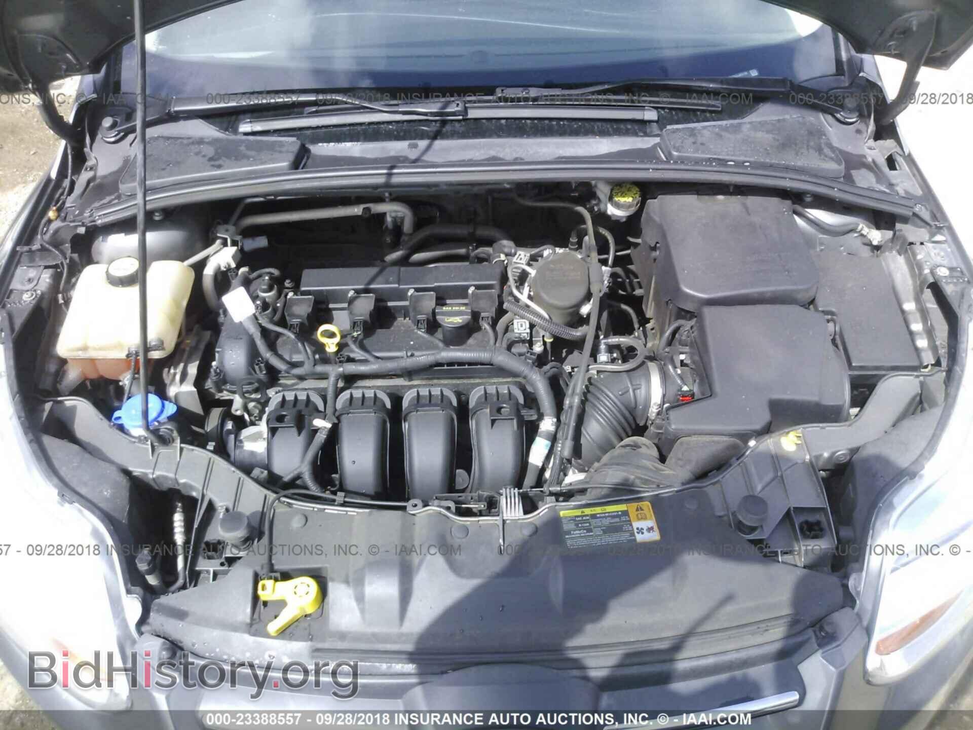 2012 Ford Focus - VIN: 1FAHP3E25CL385798 - Photo 10
