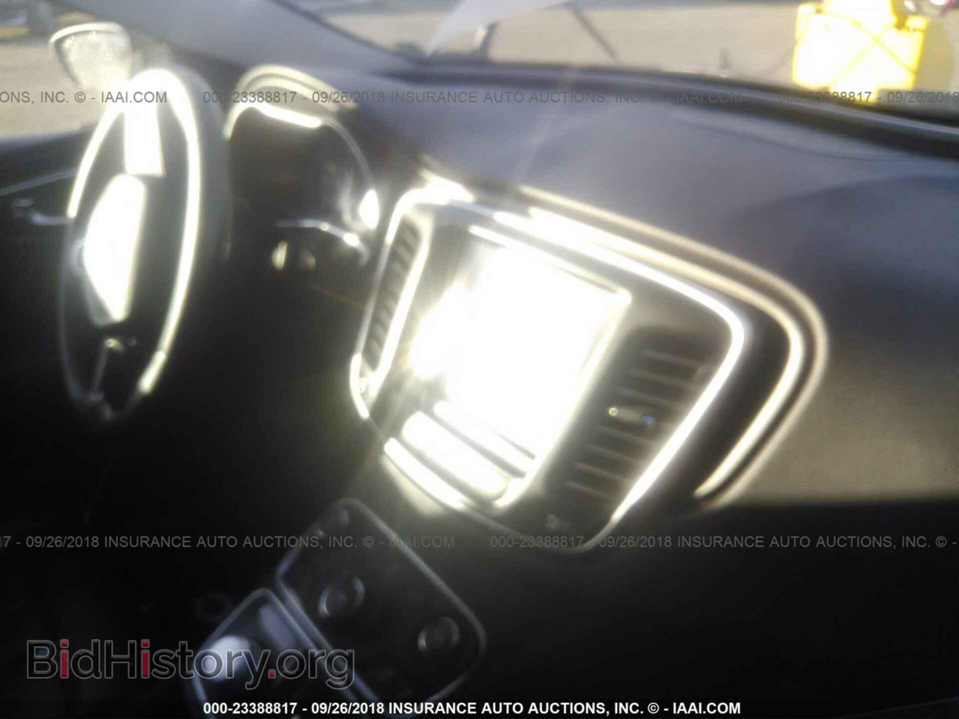 2016 Chrysler 200 - VIN: 1C3CCCAB4GN184513 - Фото 5