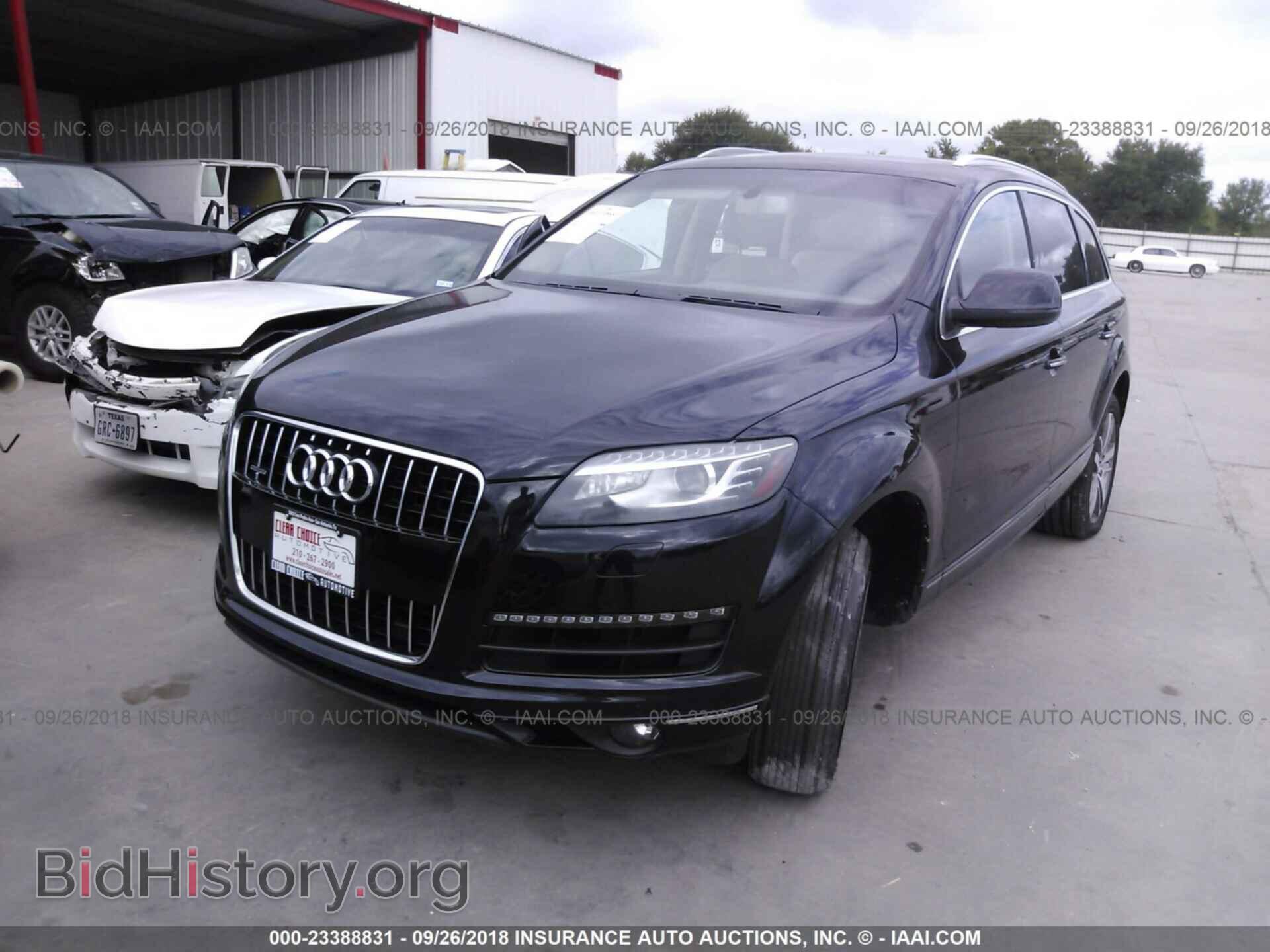 2013 Audi Q7 - VIN: WA1LGAFE1DD006738 - Фото 2