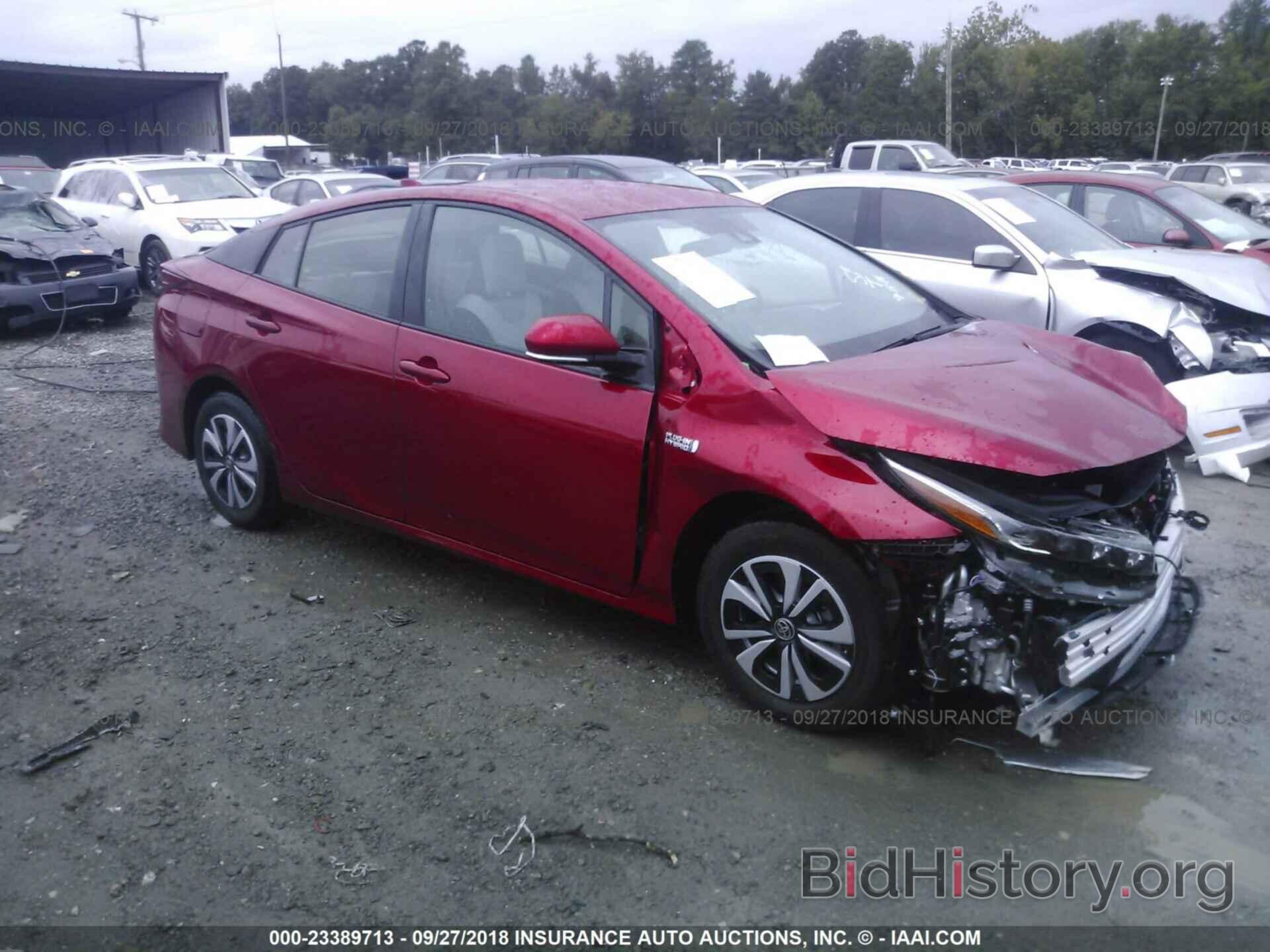 Photo JTDKARFP1J3083114 - Toyota Prius 2018