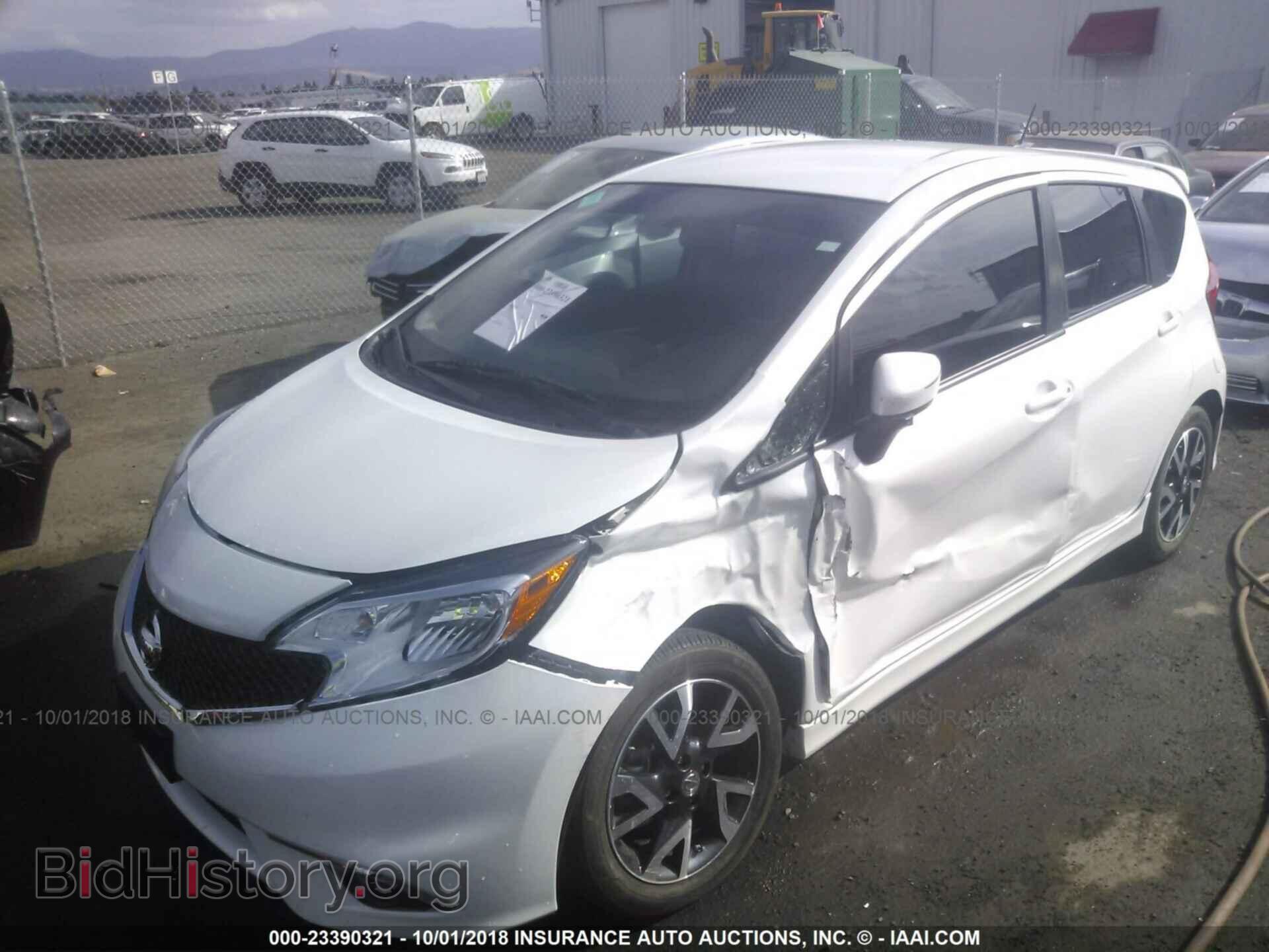2016 Nissan Versa note - VIN: 3N1CE2CP4GL376252 - Photo 2