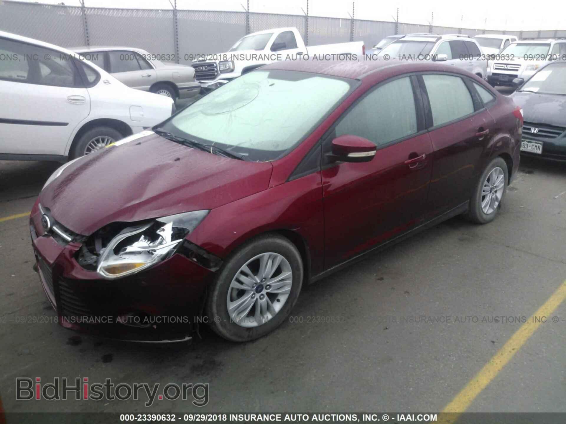 2014 Ford Focus - VIN: 1FADP3F23EL254403 - Фото 2