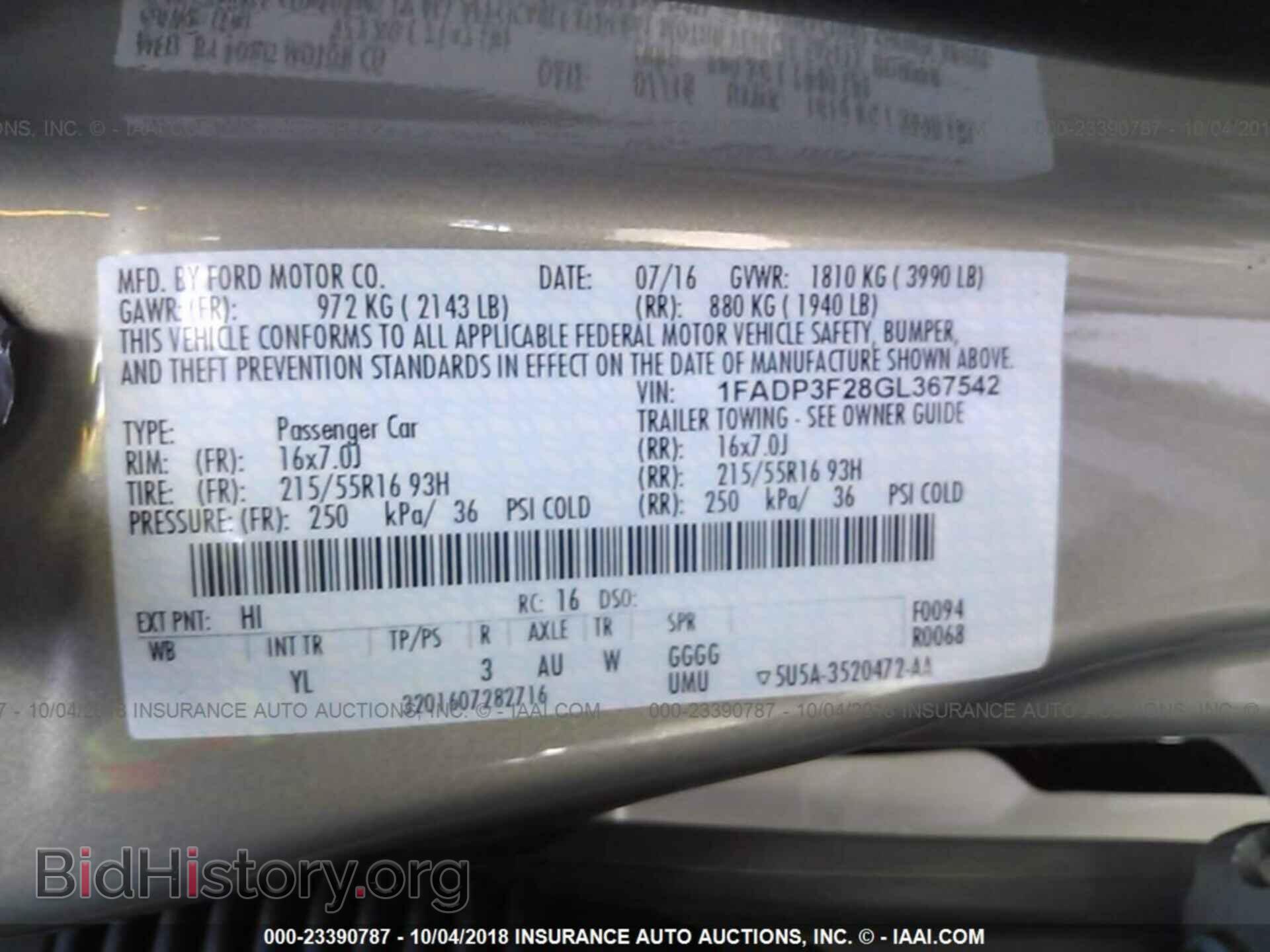 2016 Ford Focus - VIN: 1FADP3F28GL367542 - Photo 9