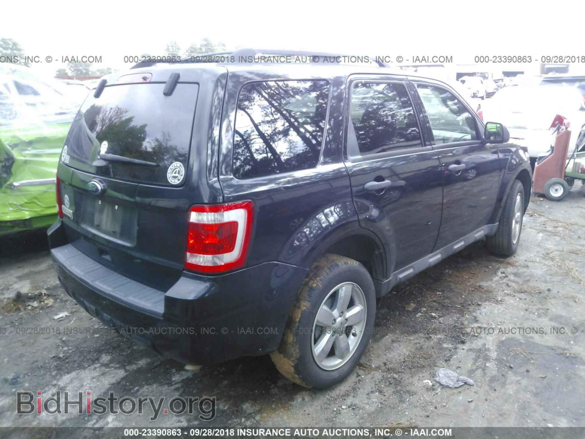 2012 Ford Escape - VIN: 1FMCU0D74CKB90883 - Photo 4
