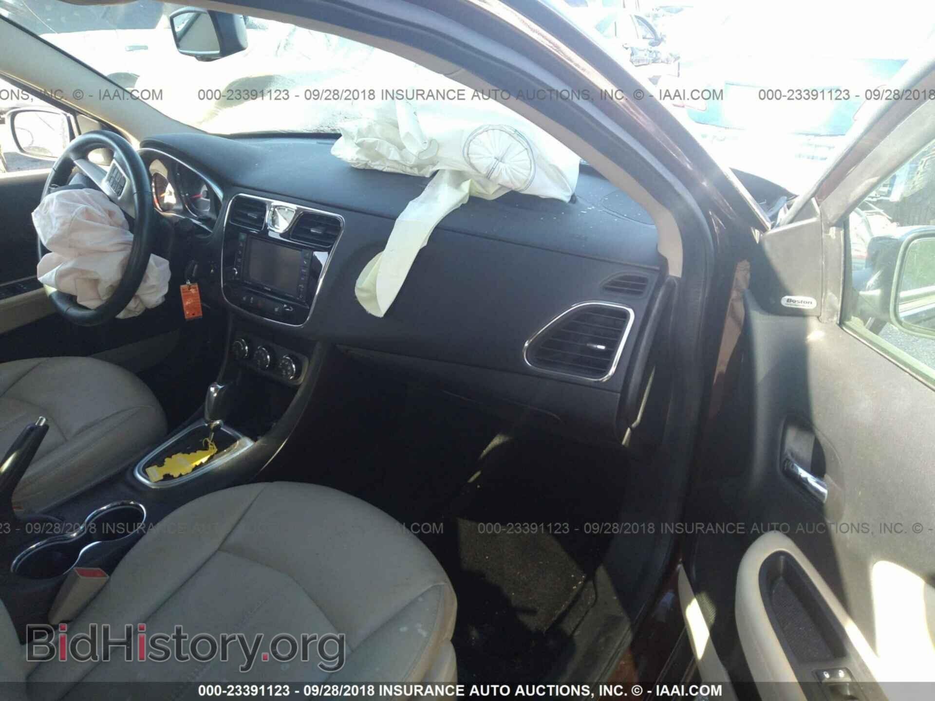 2013 Chrysler 200 - VIN: 1C3CCBCG9DN597106 - Фото 5