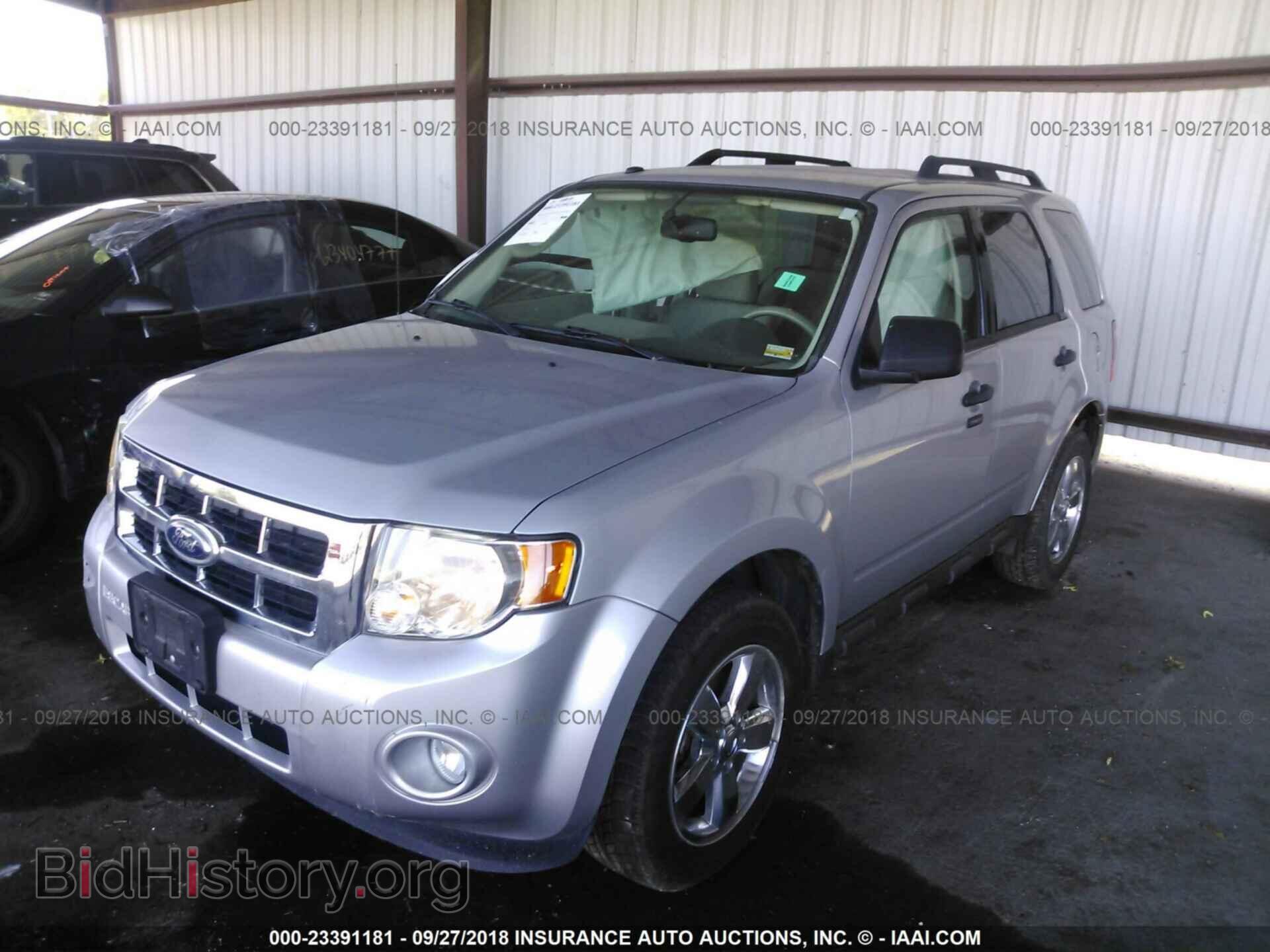 2012 Ford Escape - VIN: 1FMCU0D76CKA90591 - Фото 2