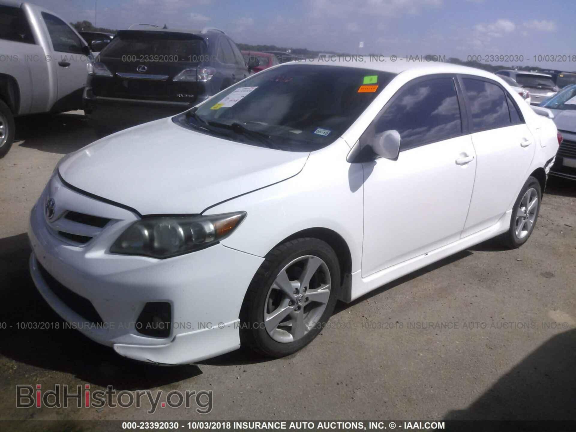 2011 Toyota Corolla - VIN: 2T1BU4EE2BC597685 - Фото 2