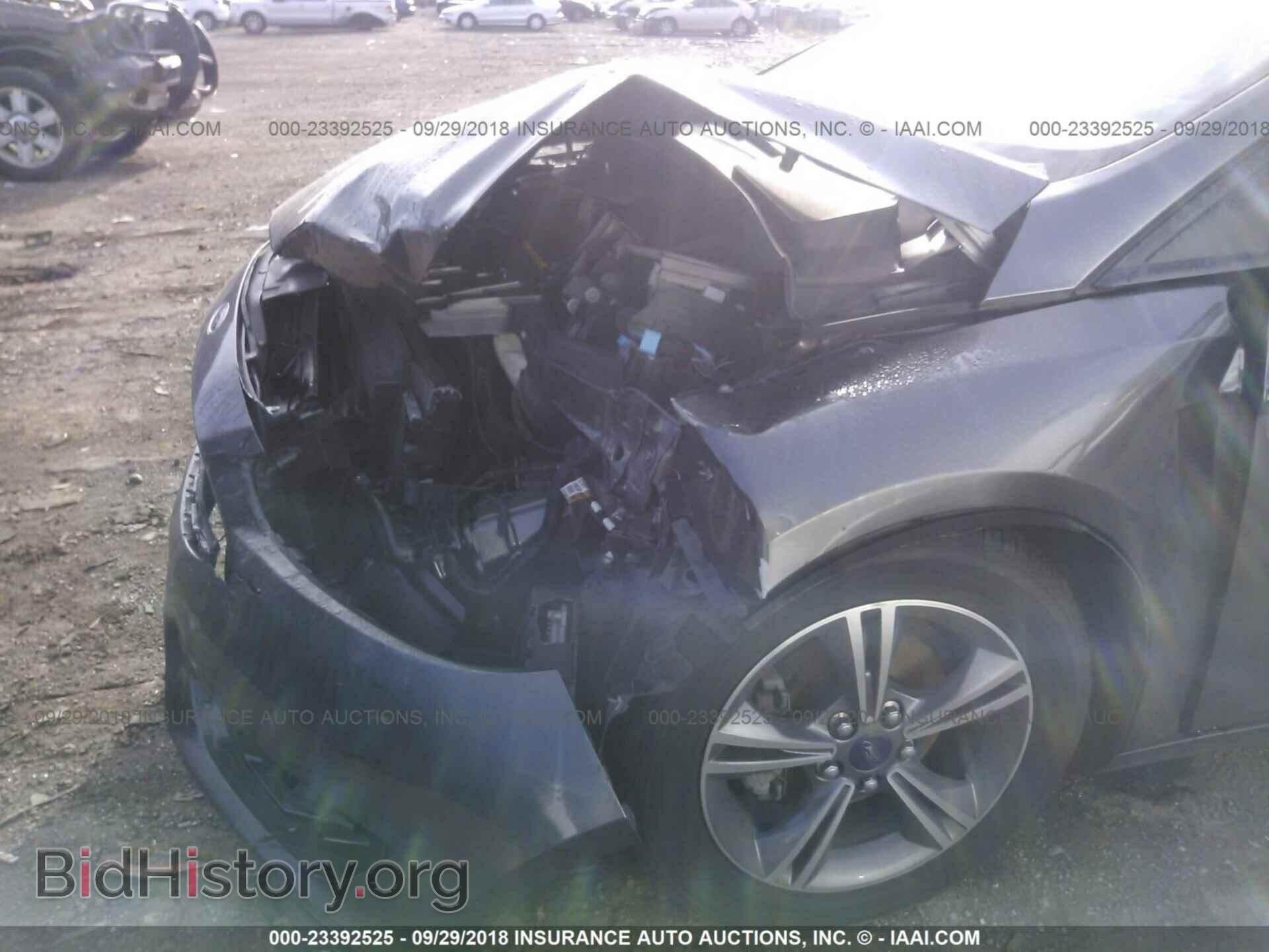 2016 Ford Focus - VIN: 1FADP3KE4GL259807 - Photo 6