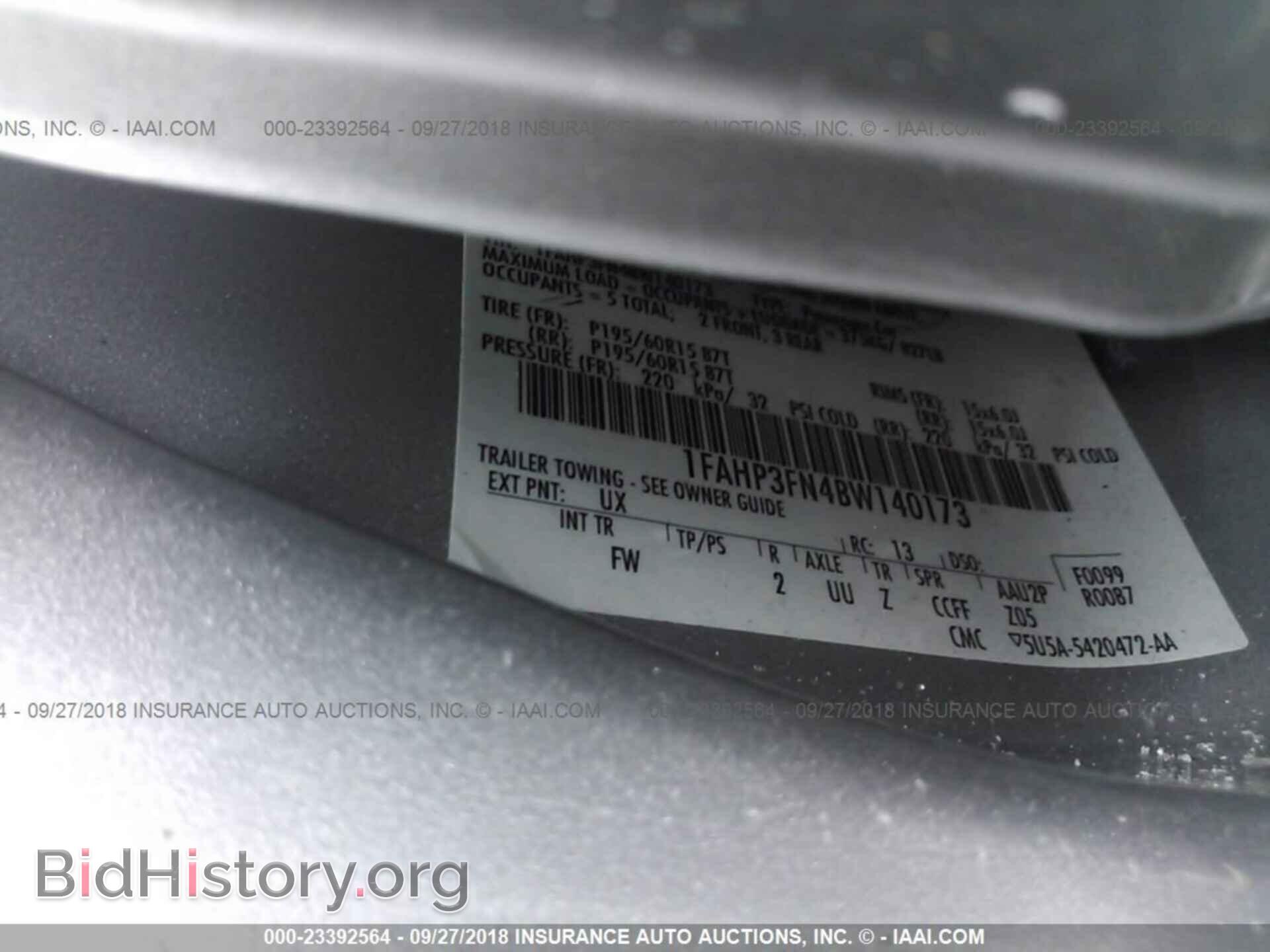 2011 Ford Focus - VIN: 1FAHP3FN4BW140173 - Фото 9