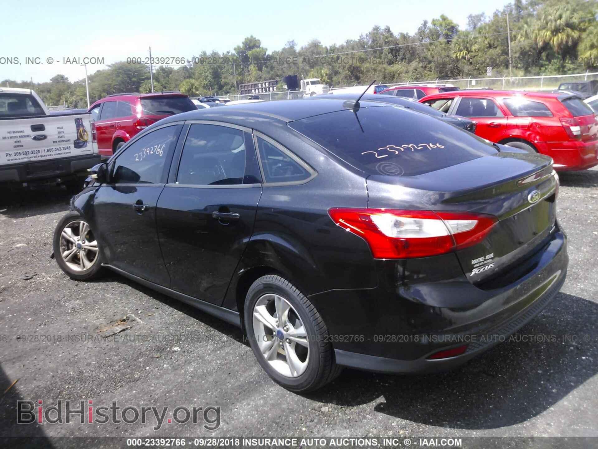 2013 Ford Focus - VIN: 1FADP3F22DL309244 - Фото 3