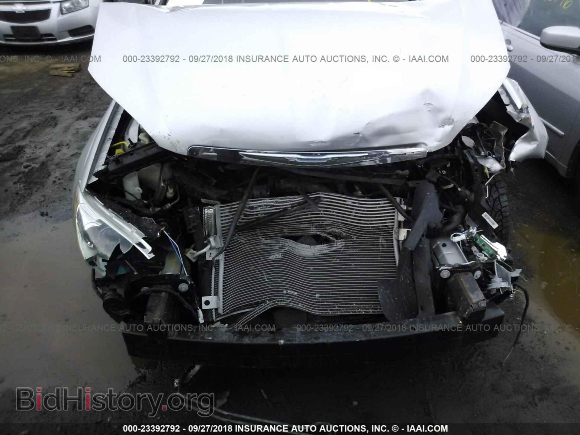 2012 Chrysler 200 - VIN: 1C3CCBBB3CN176938 - Photo 6