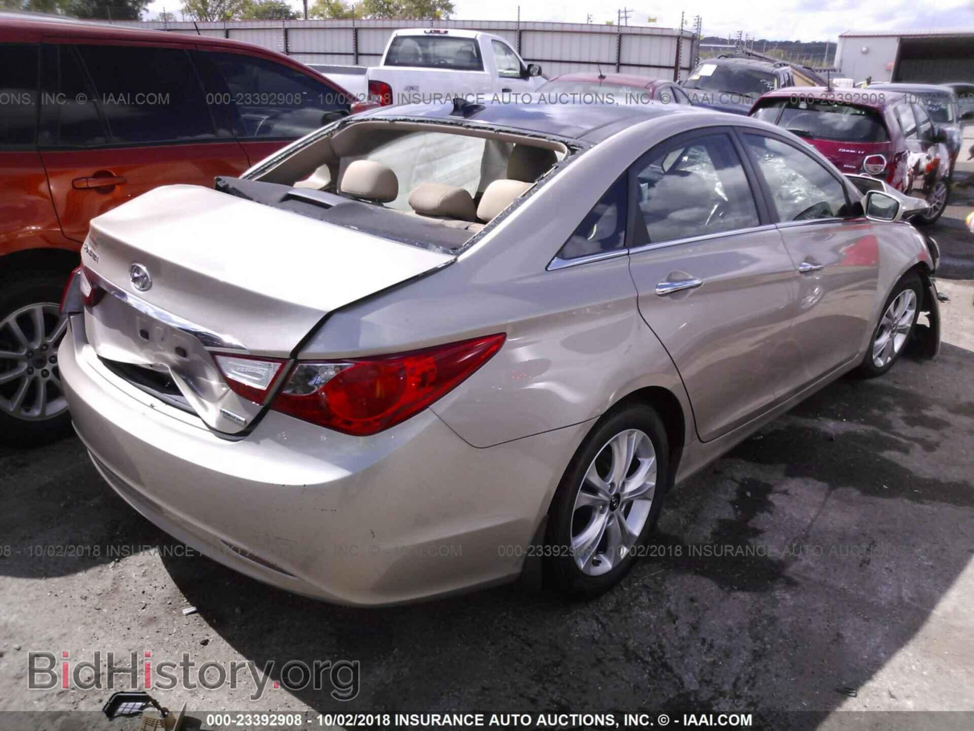 2012 Hyundai Sonata - VIN: 5NPEC4AC2CH329559 - Фото 4