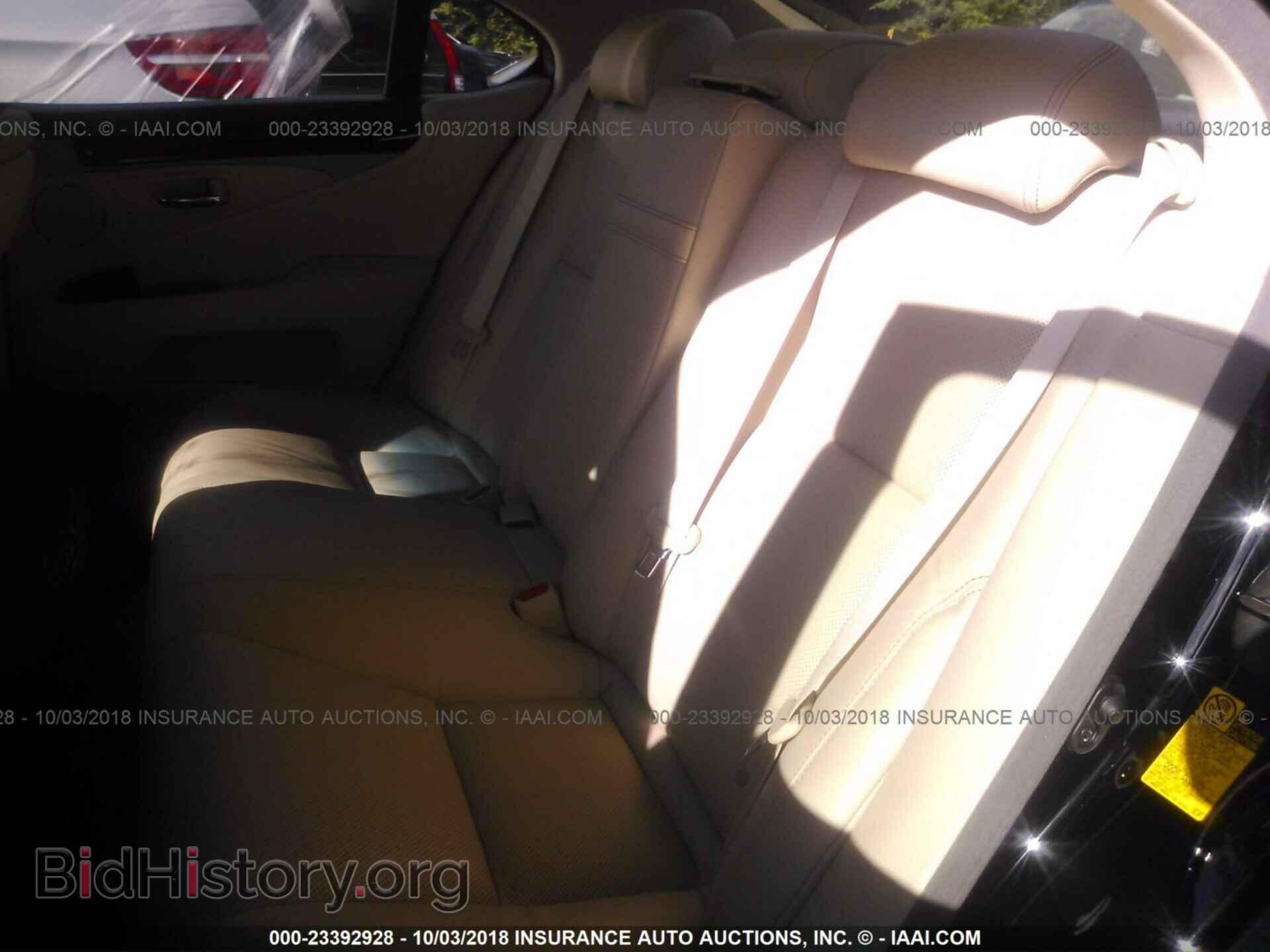 2014 Lexus Ls - VIN: JTHCL5EF5E5022972 - Photo 8