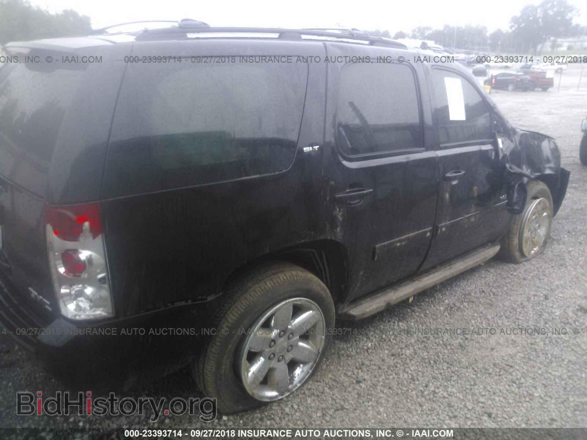 2013 Gmc Yukon - VIN: 1GKS2CE06DR190308 - Photo 4