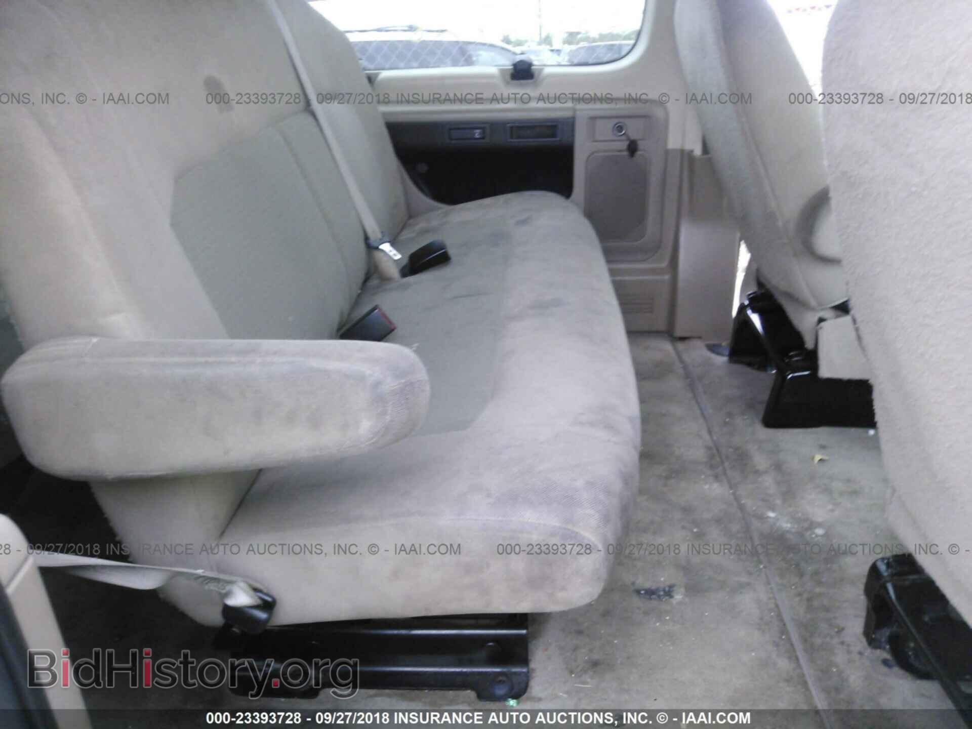2013 Ford Econoline - VIN: 1FBNE3BL1DDA65555 - Фото 8