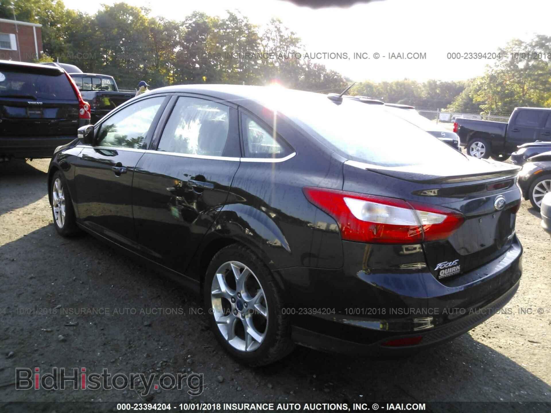 2014 Ford Focus - VIN: 1FADP3J27EL240043 - Фото 3