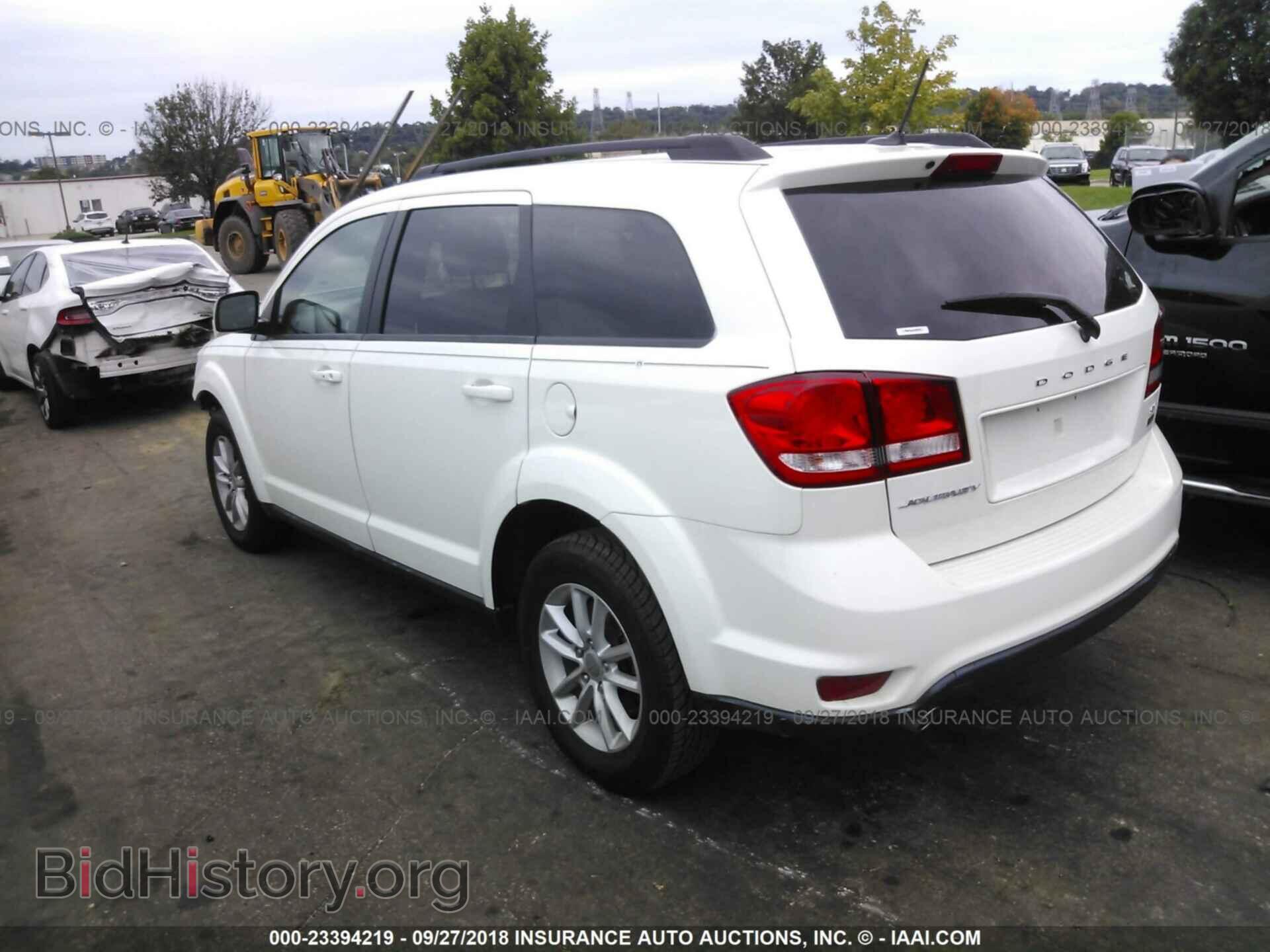 2017 DODGE JOURNEY - VIN: 3C4PDCBG2HT510623 - Фото 3