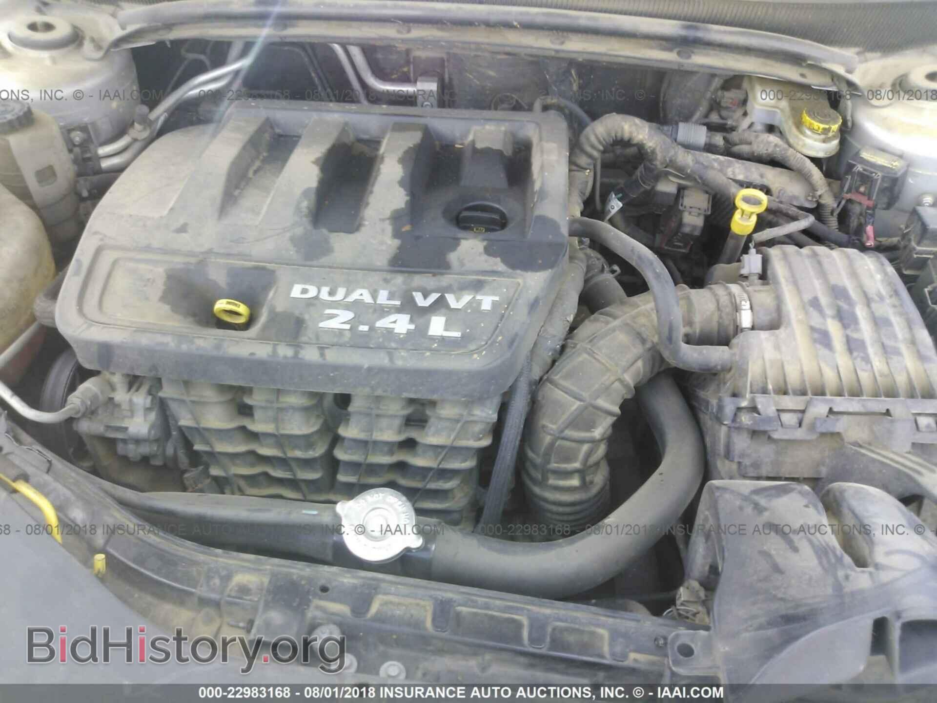 2012 CHRYSLER 200 - VIN: 1C3CCBAB0CN191768 - Фото 10