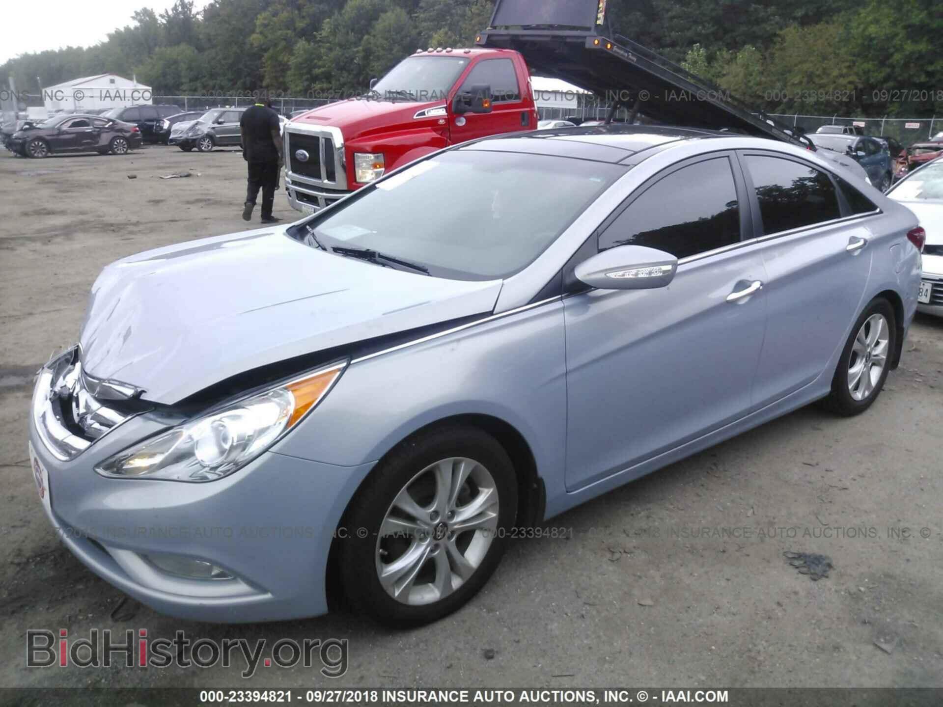 2012 Hyundai Sonata - VIN: 5NPEC4AC4CH428433 - Photo 2