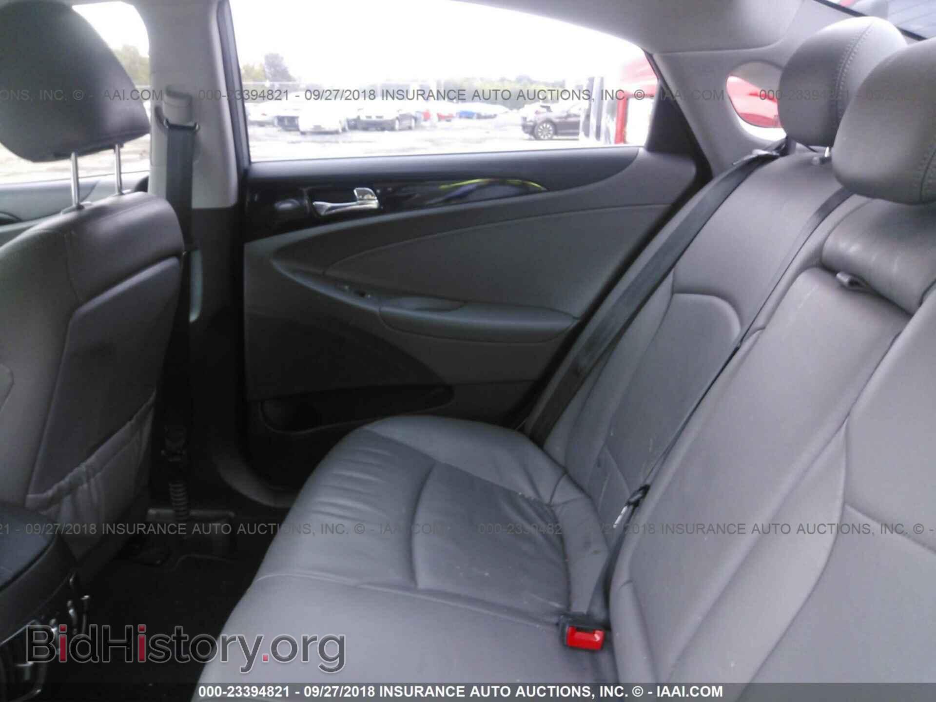 2012 Hyundai Sonata - VIN: 5NPEC4AC4CH428433 - Photo 8
