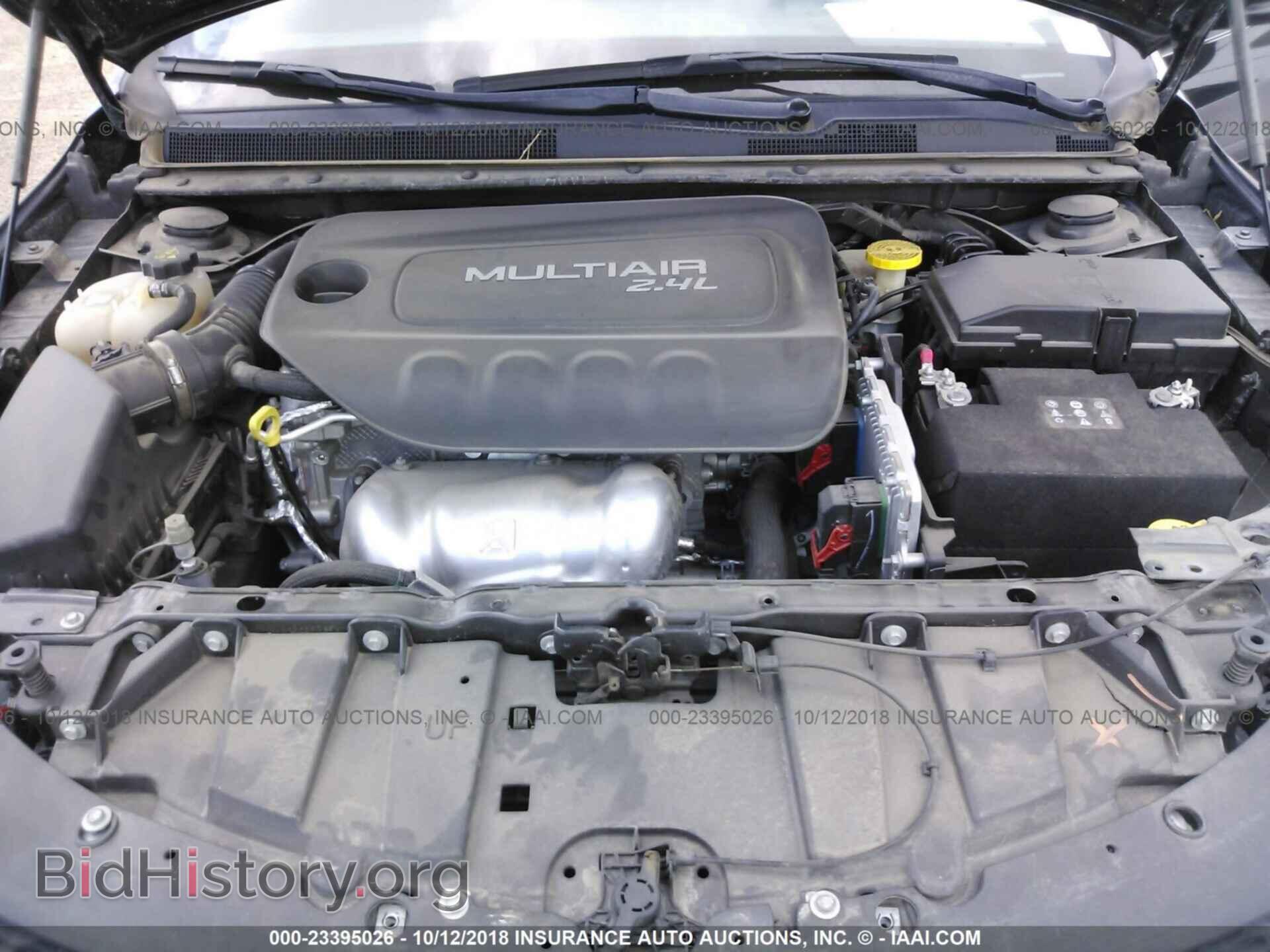 2016 CHRYSLER 200 - VIN: 1C3CCCAB6GN167163 - Фото 10
