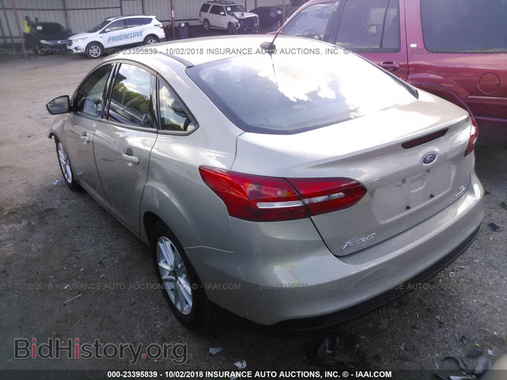 2016 Ford Focus - VIN: 1FADP3F29GL244963 - Фото 3