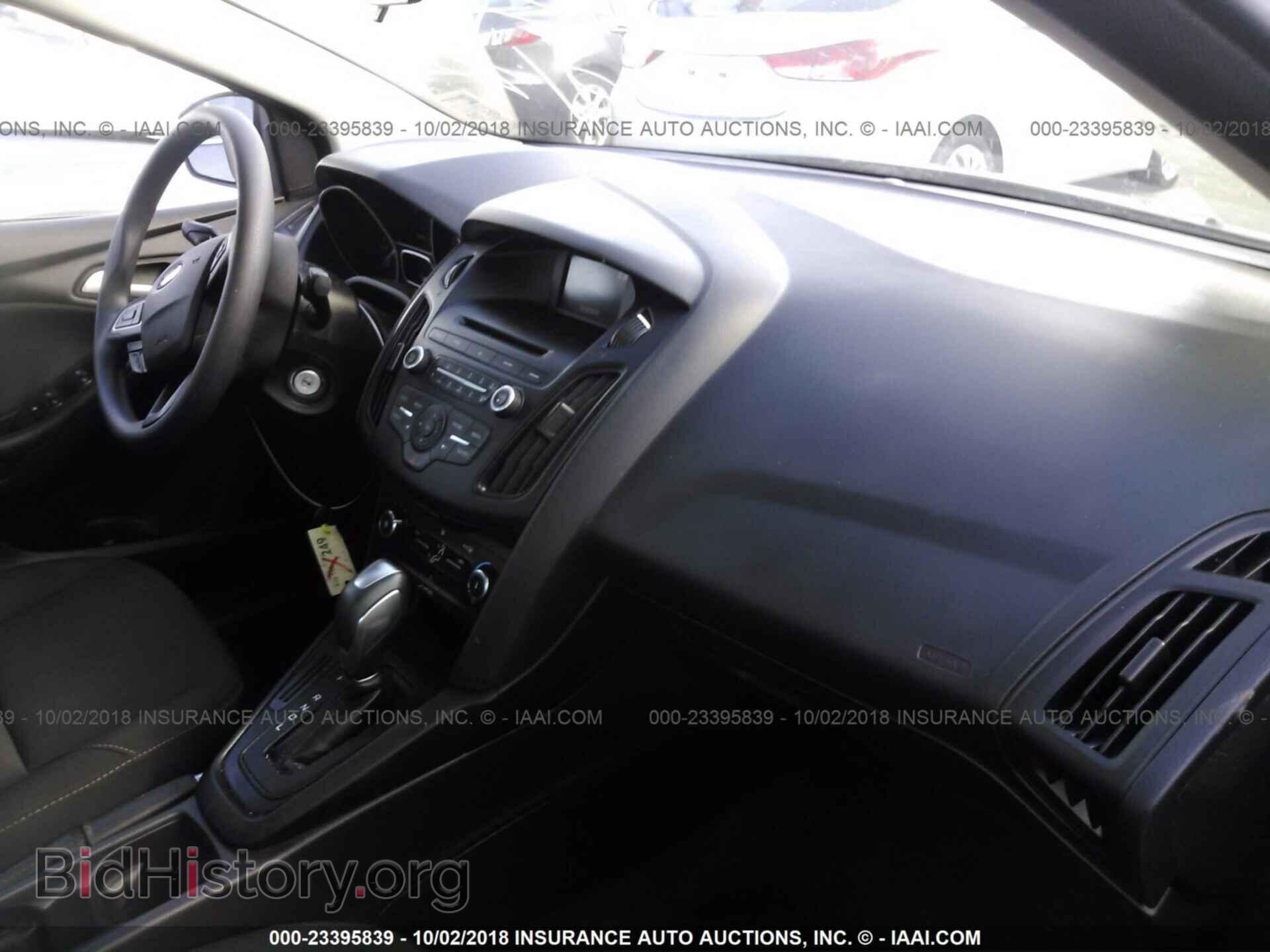 2016 Ford Focus - VIN: 1FADP3F29GL244963 - Фото 5
