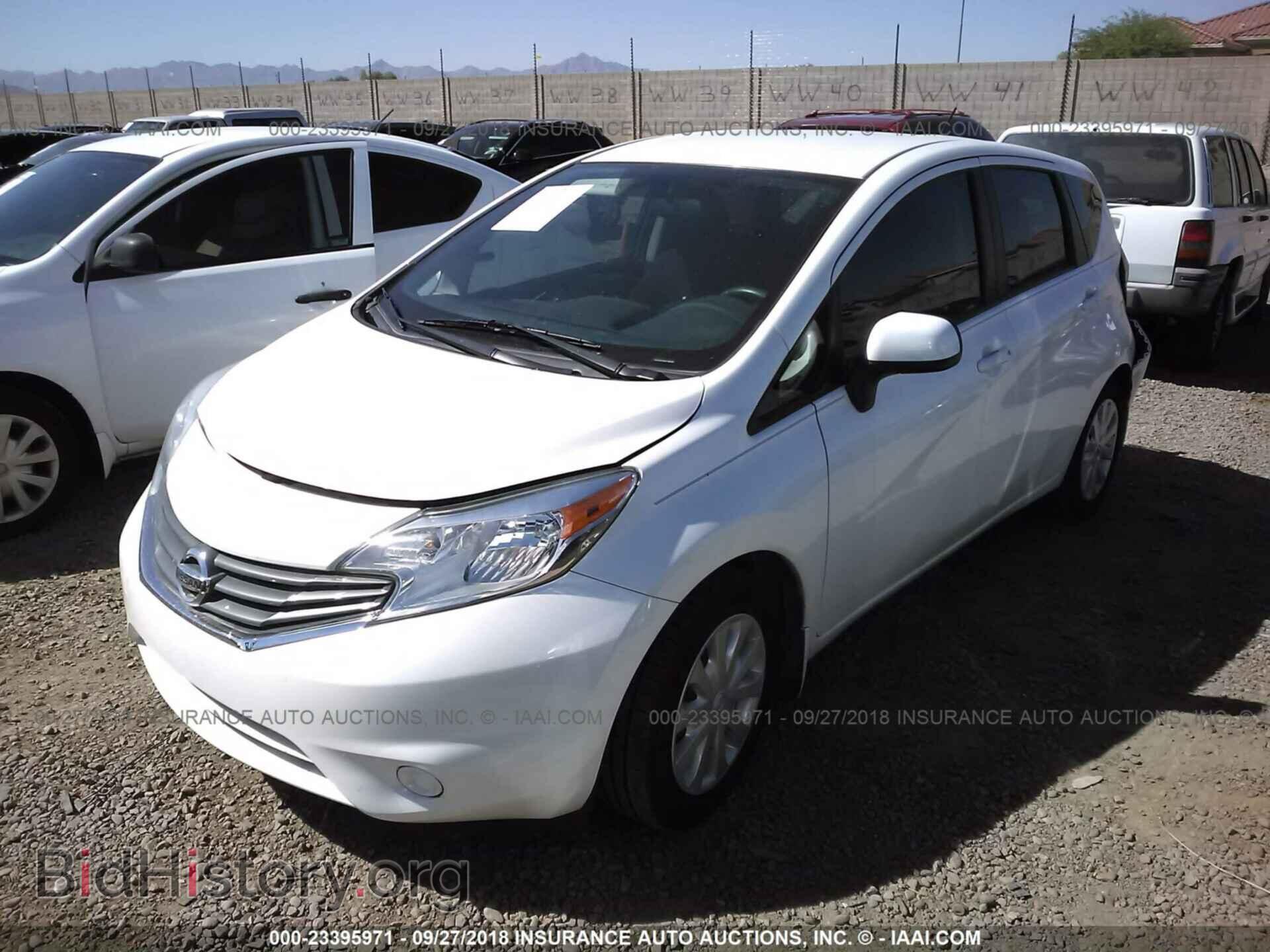 2014 Nissan Versa note - VIN: 3N1CE2CP9EL388703 - Фото 2