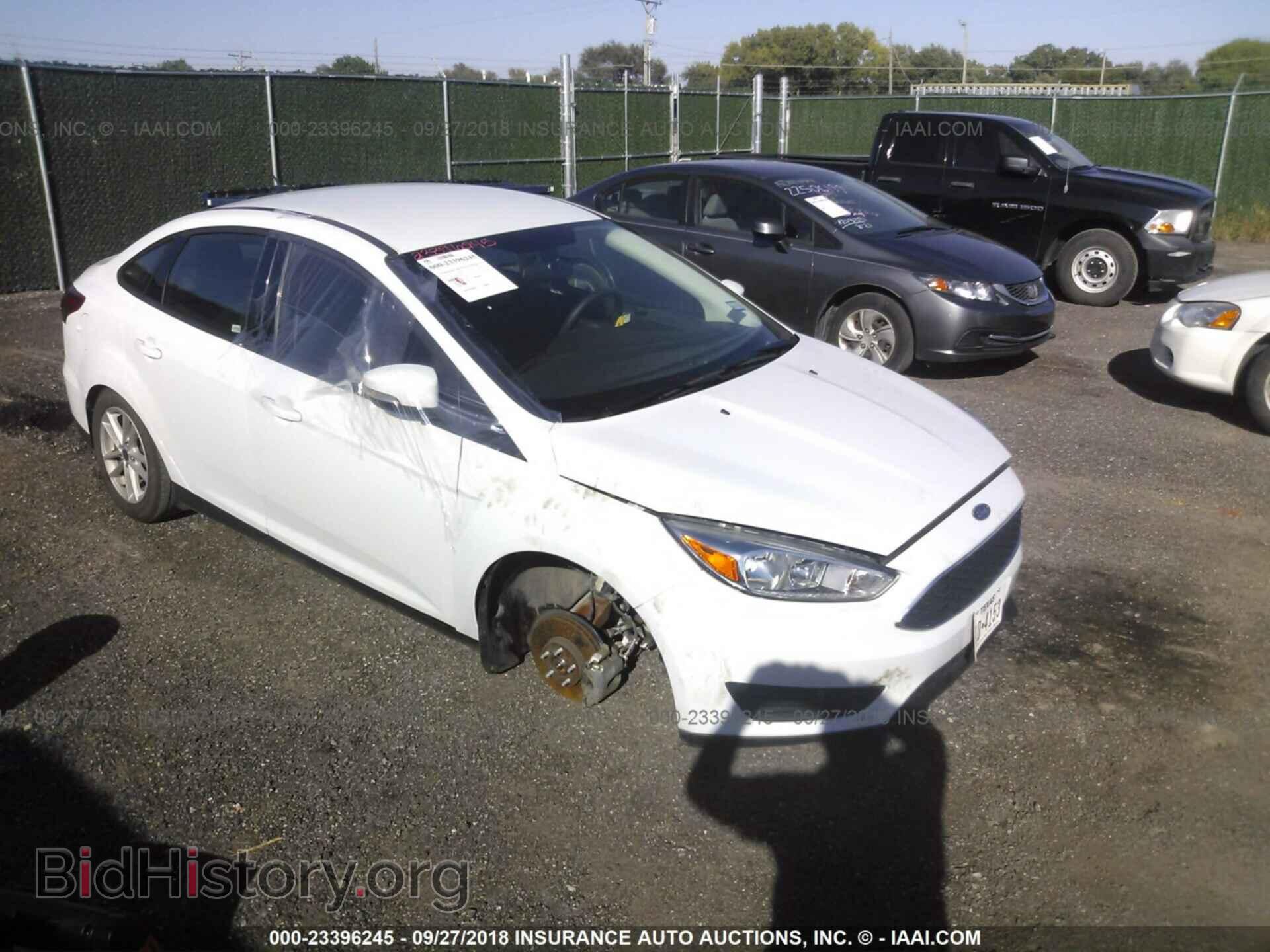 Photo 1FADP3F26HL258806 - Ford Focus 2017