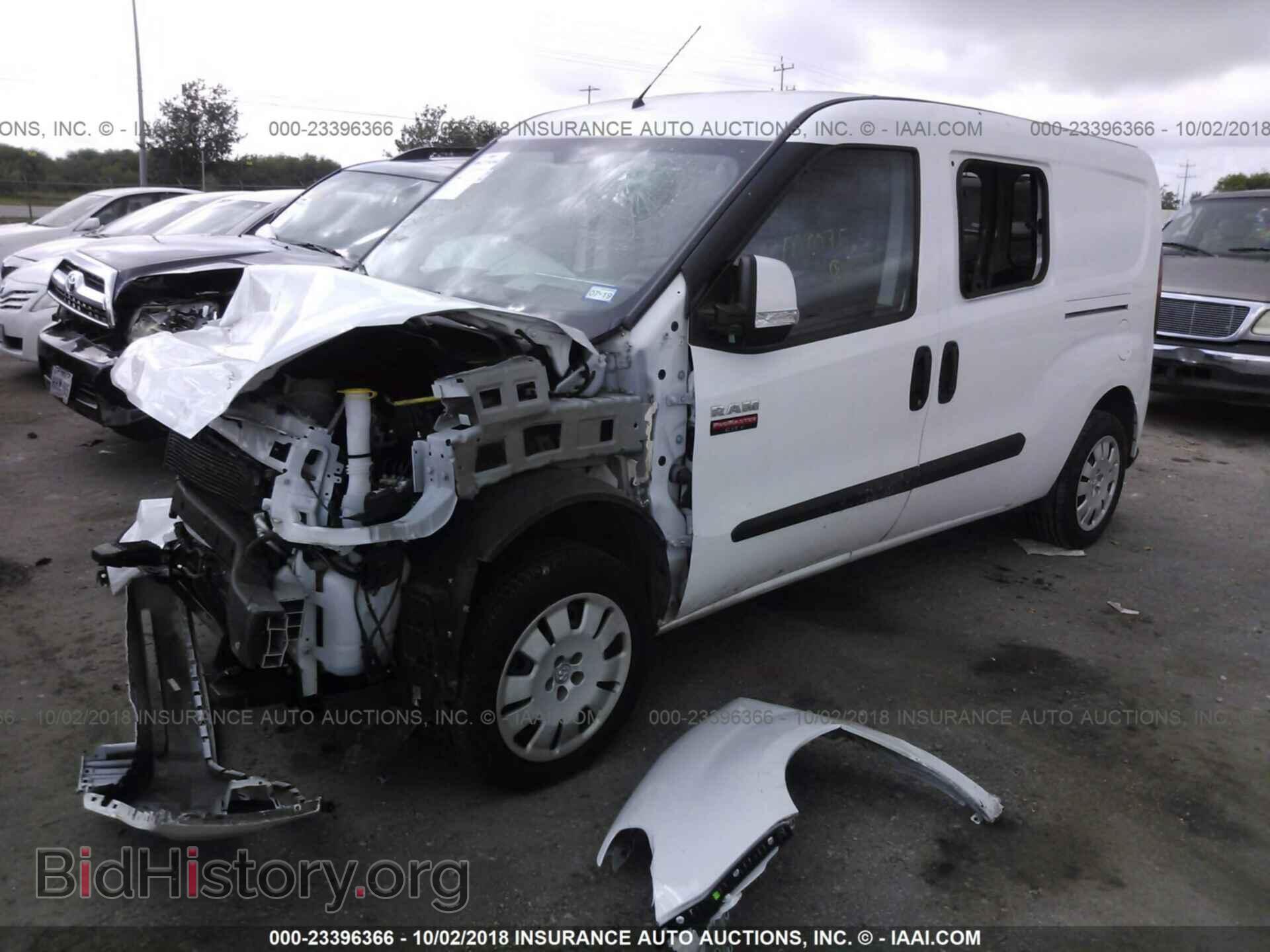 2017 Ram Promaster - VIN: ZFBERFBB9H6E09075 - Фото 2
