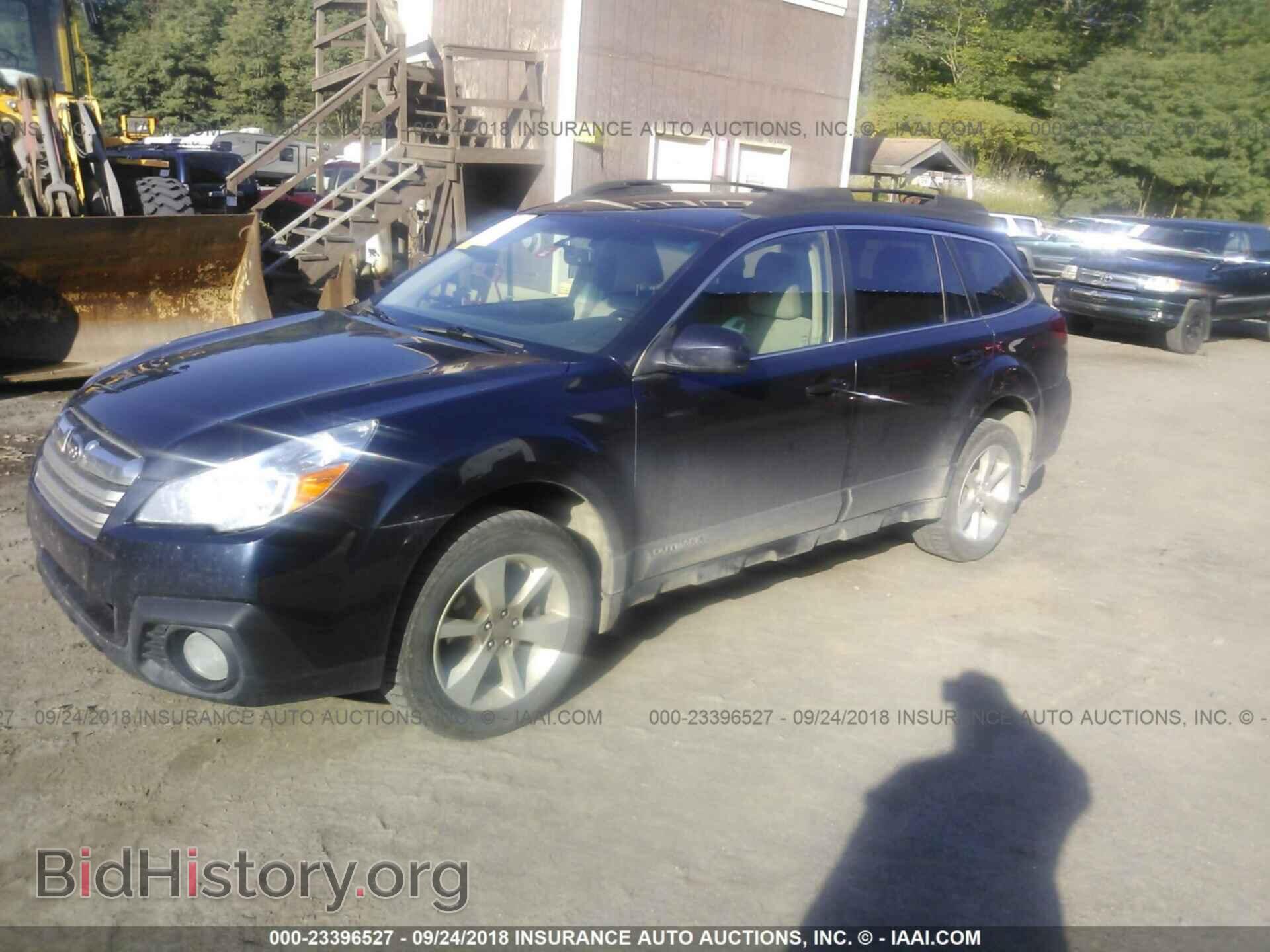 2013 Subaru Outback - VIN: 4S4BRBCC3D3231037 - Photo 2