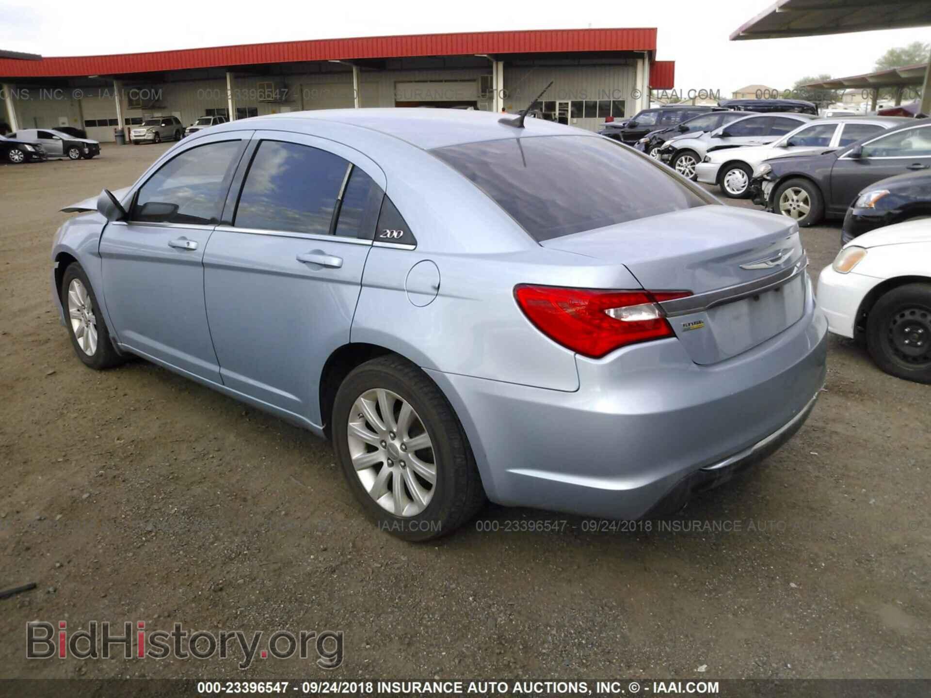 2013 Chrysler 200 - VIN: 1C3CCBBG7DN559858 - Фото 3