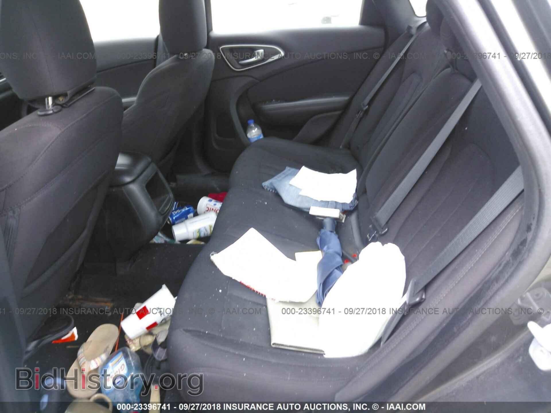 2015 Chrysler 200 - VIN: 1C3CCCAB0FN604332 - Фото 8