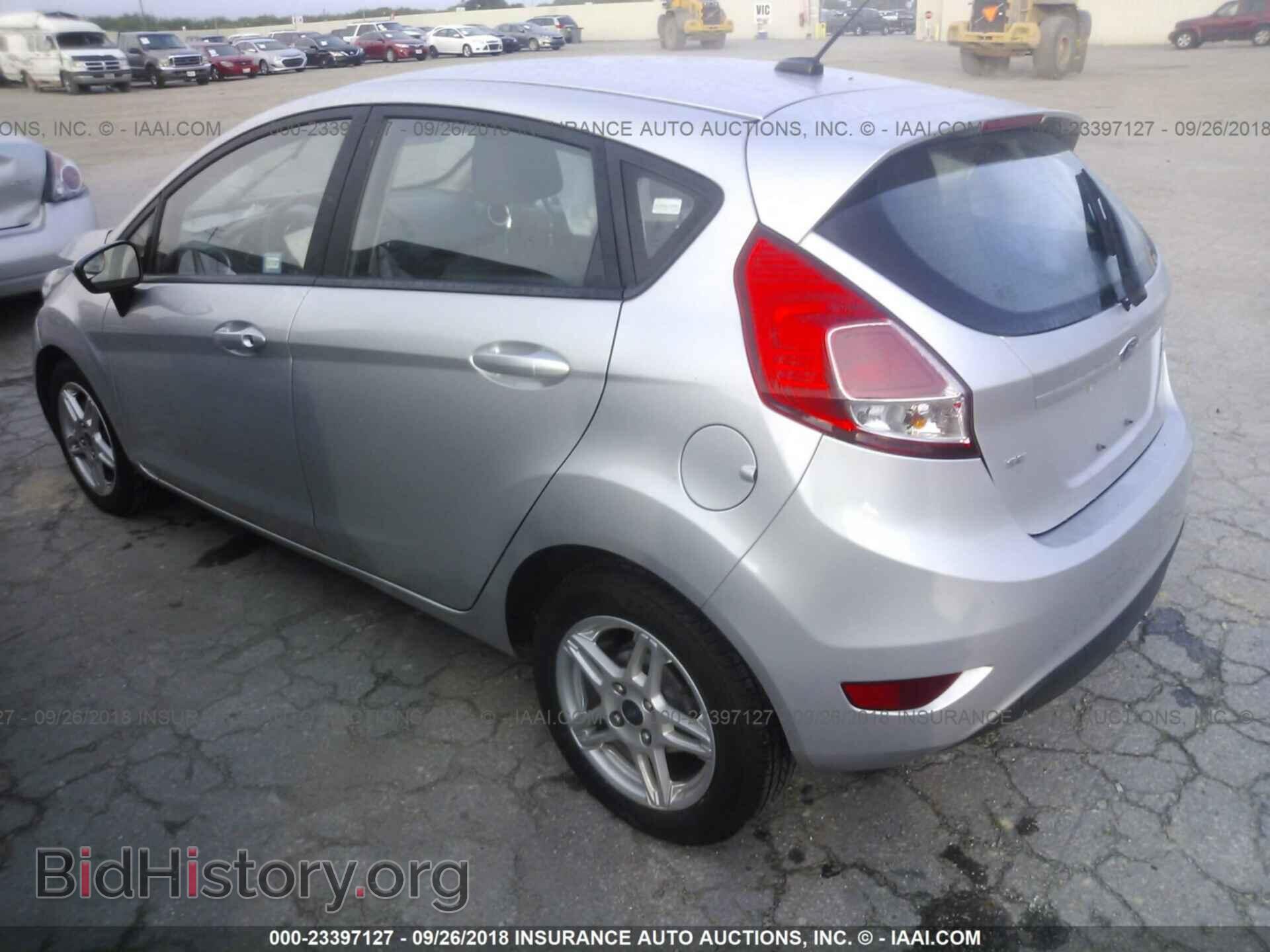 2017 Ford Fiesta - VIN: 3FADP4EJ0HM119266 - Фото 3