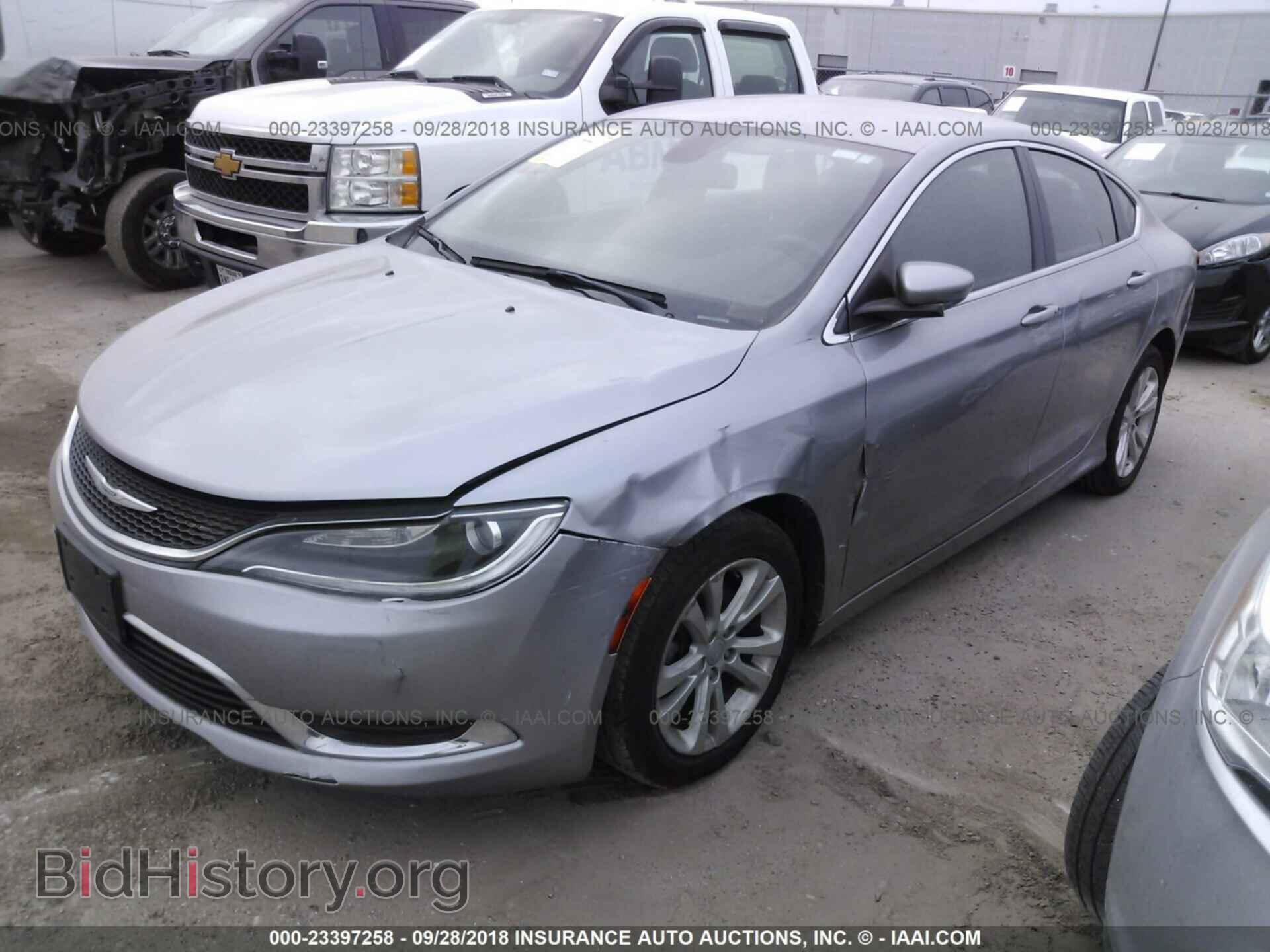 2015 Chrysler 200 - VIN: 1C3CCCAB2FN590501 - Фото 2
