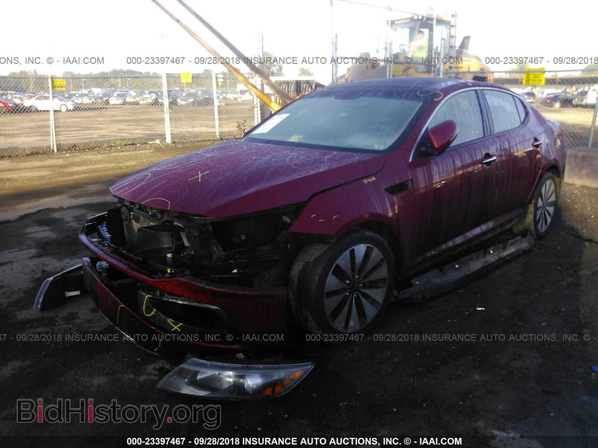 2012 Kia Optima - VIN: 5XXGR4A65CG028331 - Photo 2