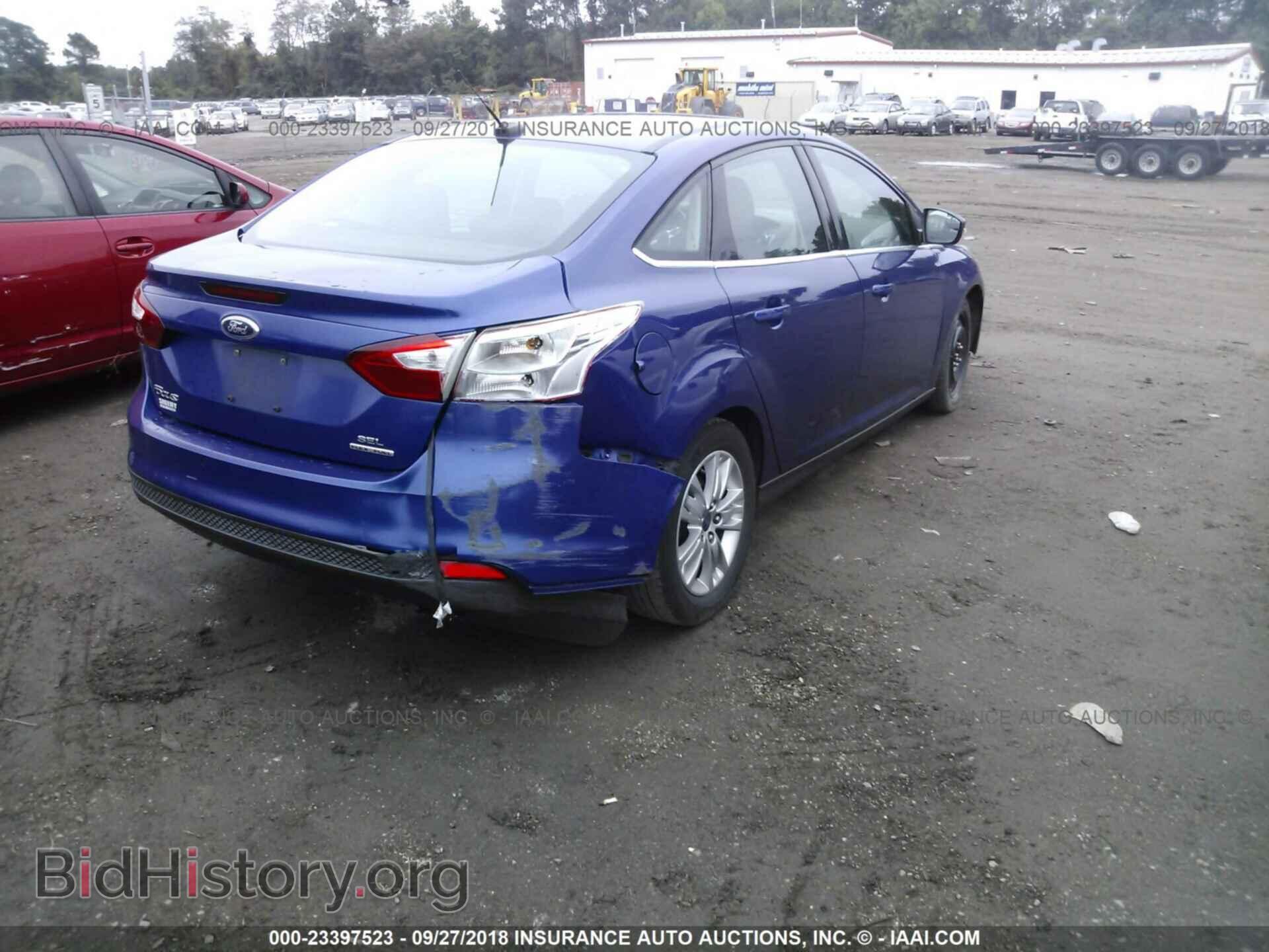 2012 Ford Focus - VIN: 1FAHP3H21CL444972 - Фото 4