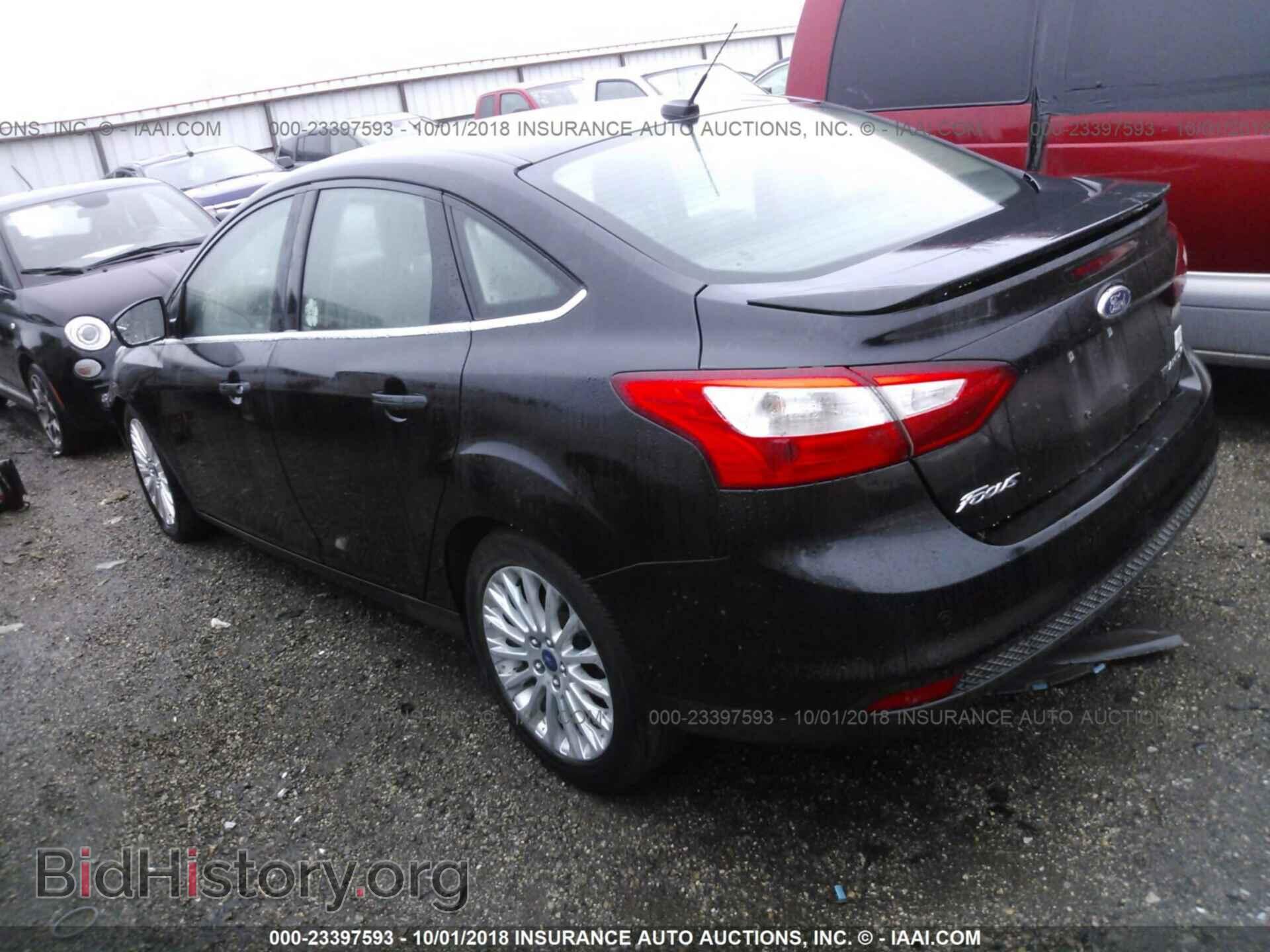 2012 Ford Focus - VIN: 1FAHP3J29CL299352 - Photo 3