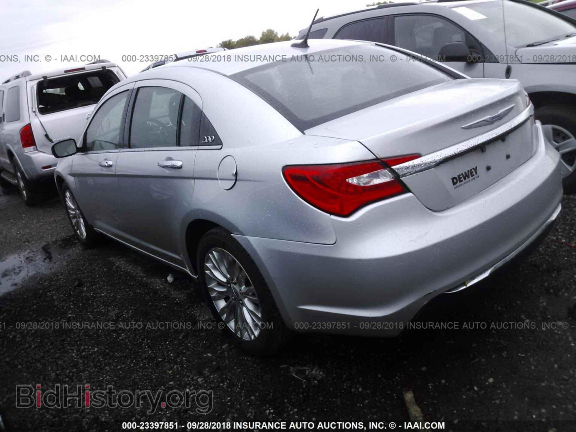 2011 Chrysler 200 - VIN: 1C3BC2FB9BN612292 - Фото 3