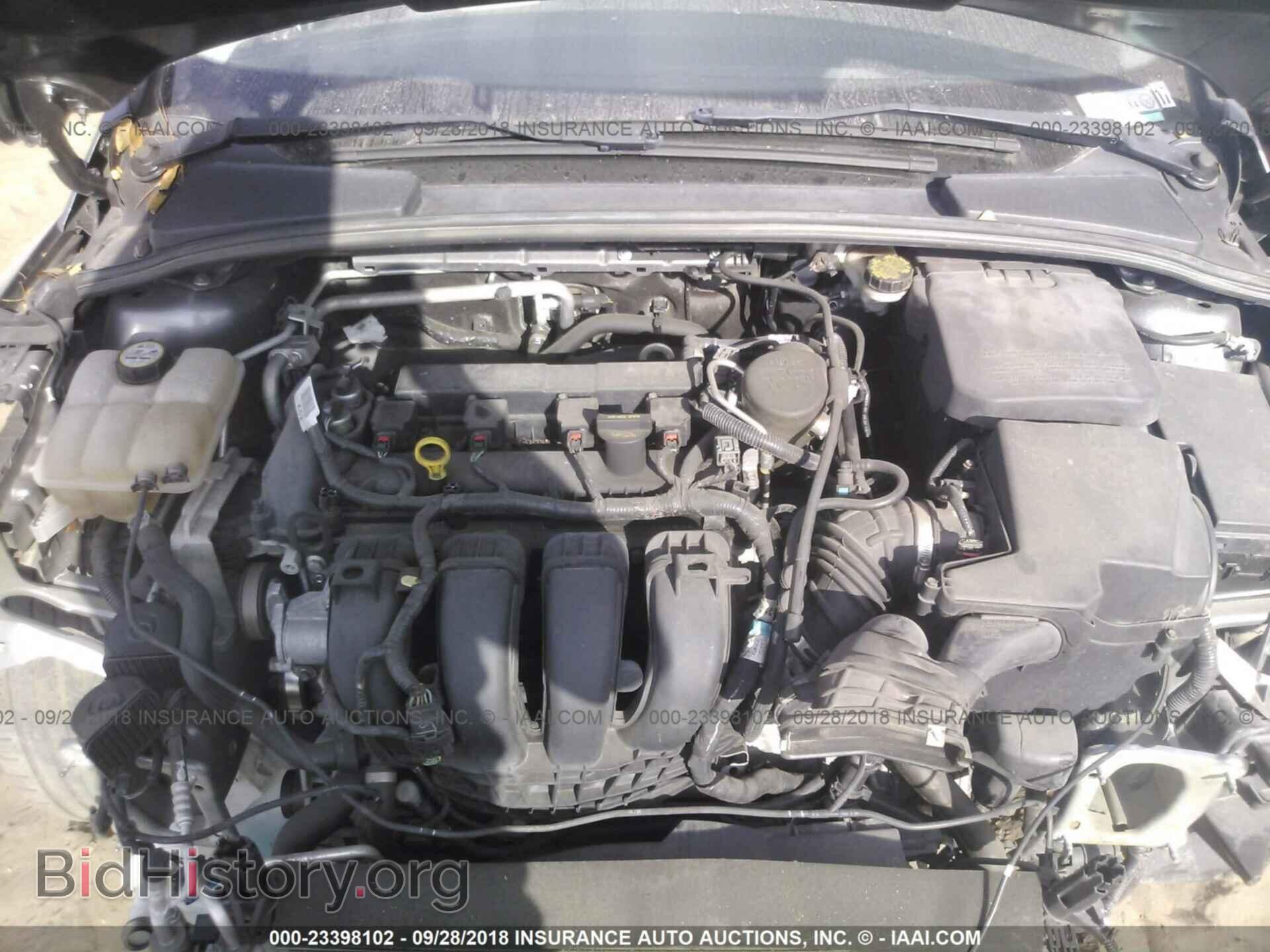 2013 Ford Focus - VIN: 1FADP3F21DL305797 - Photo 10