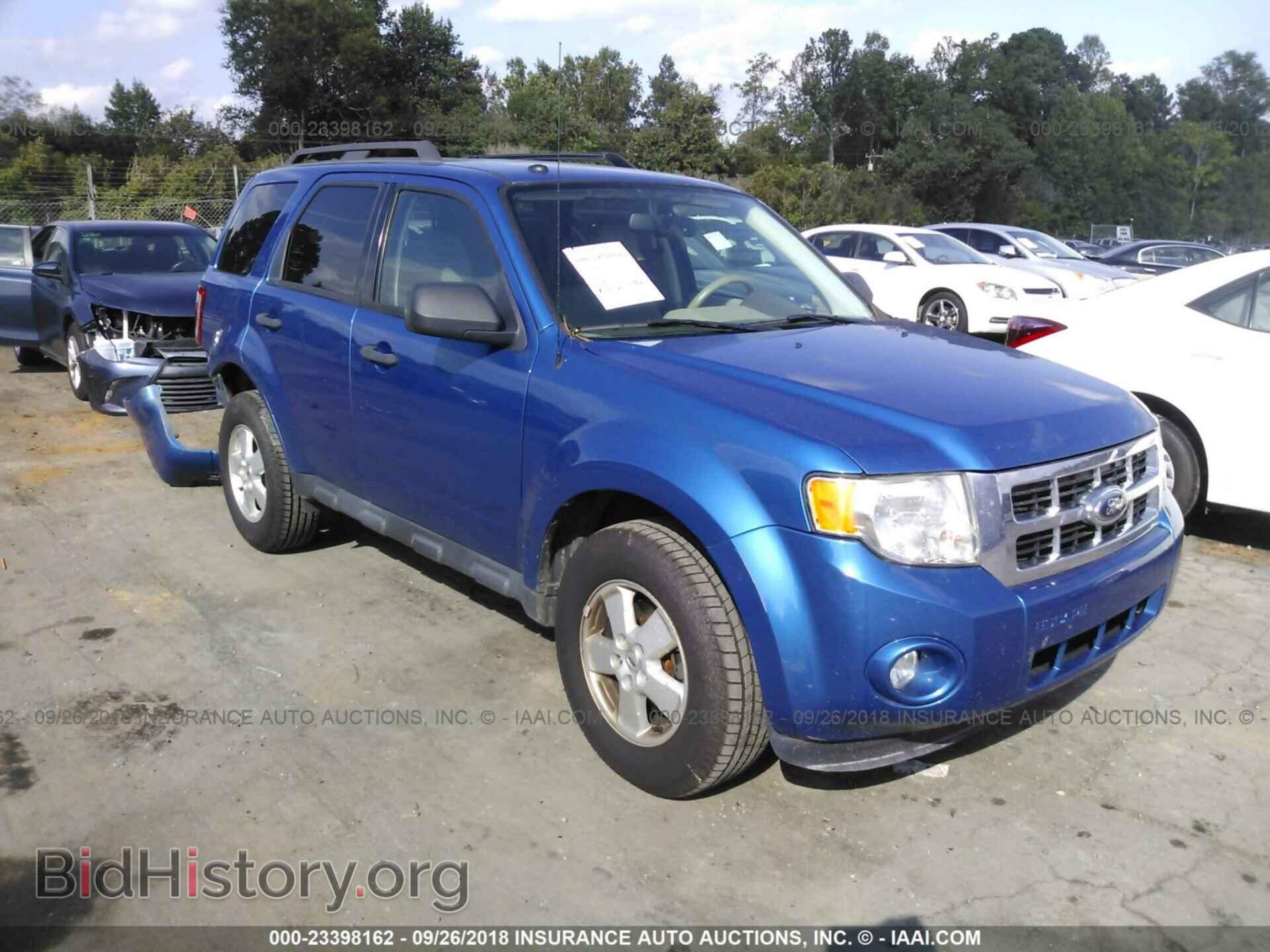 Photo 1FMCU0DG1CKC19451 - Ford Escape 2012
