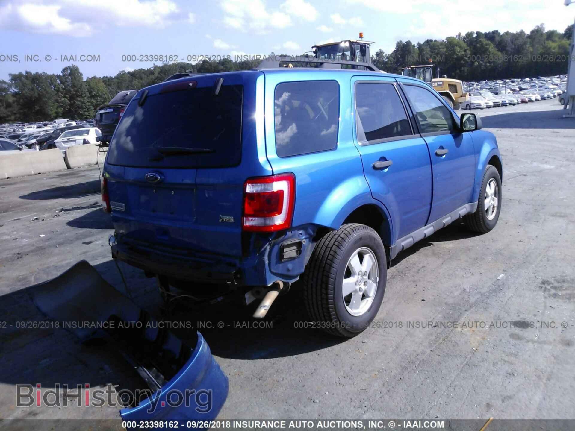 2012 Ford Escape - VIN: 1FMCU0DG1CKC19451 - Photo 4