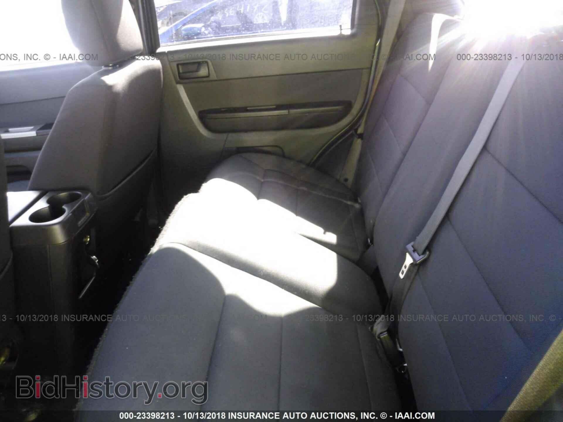 2012 Ford Escape - VIN: 1FMCU9DGXCKC58334 - Photo 8