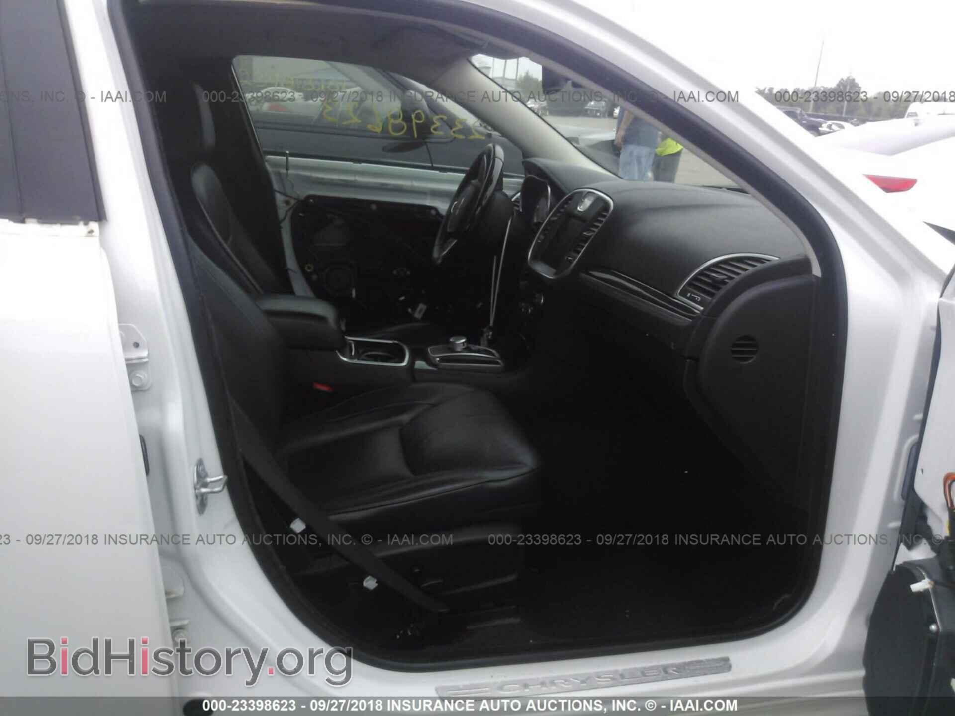 2016 Chrysler 300c - VIN: 2C3CCAEG7GH147703 - Фото 5