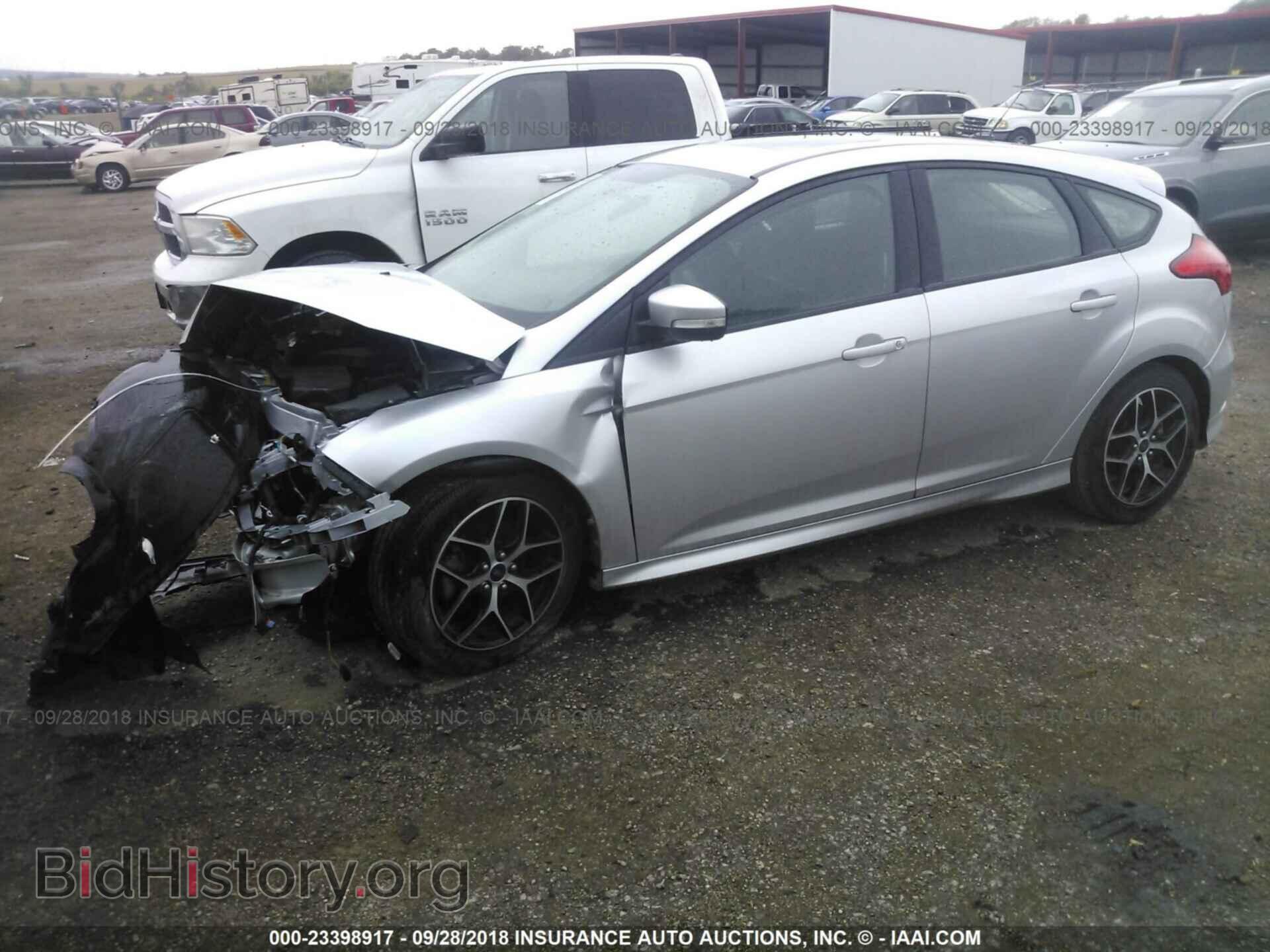 2016 Ford Focus - VIN: 1FADP3K2XGL230124 - Фото 2