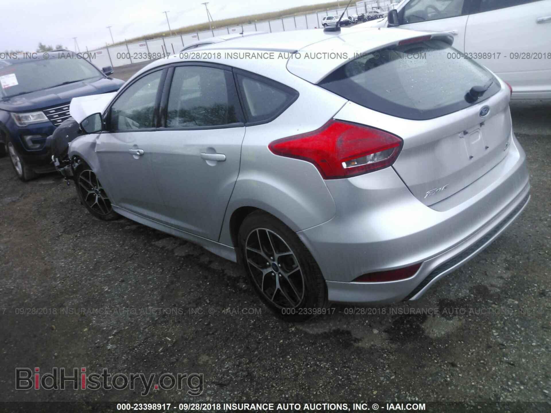 2016 Ford Focus - VIN: 1FADP3K2XGL230124 - Фото 3
