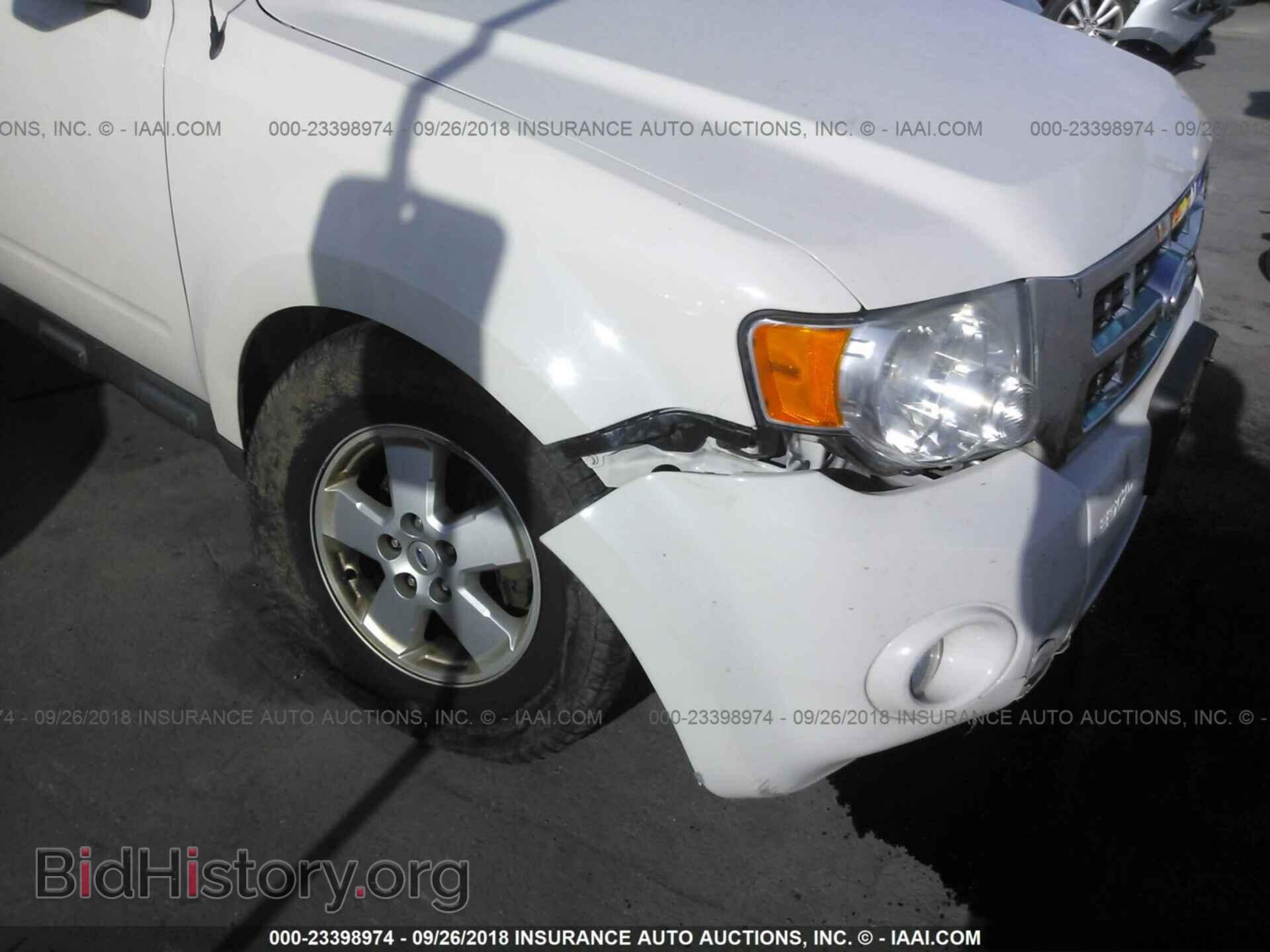 2012 Ford Escape - VIN: 1FMCU0D73CKB62475 - Photo 6