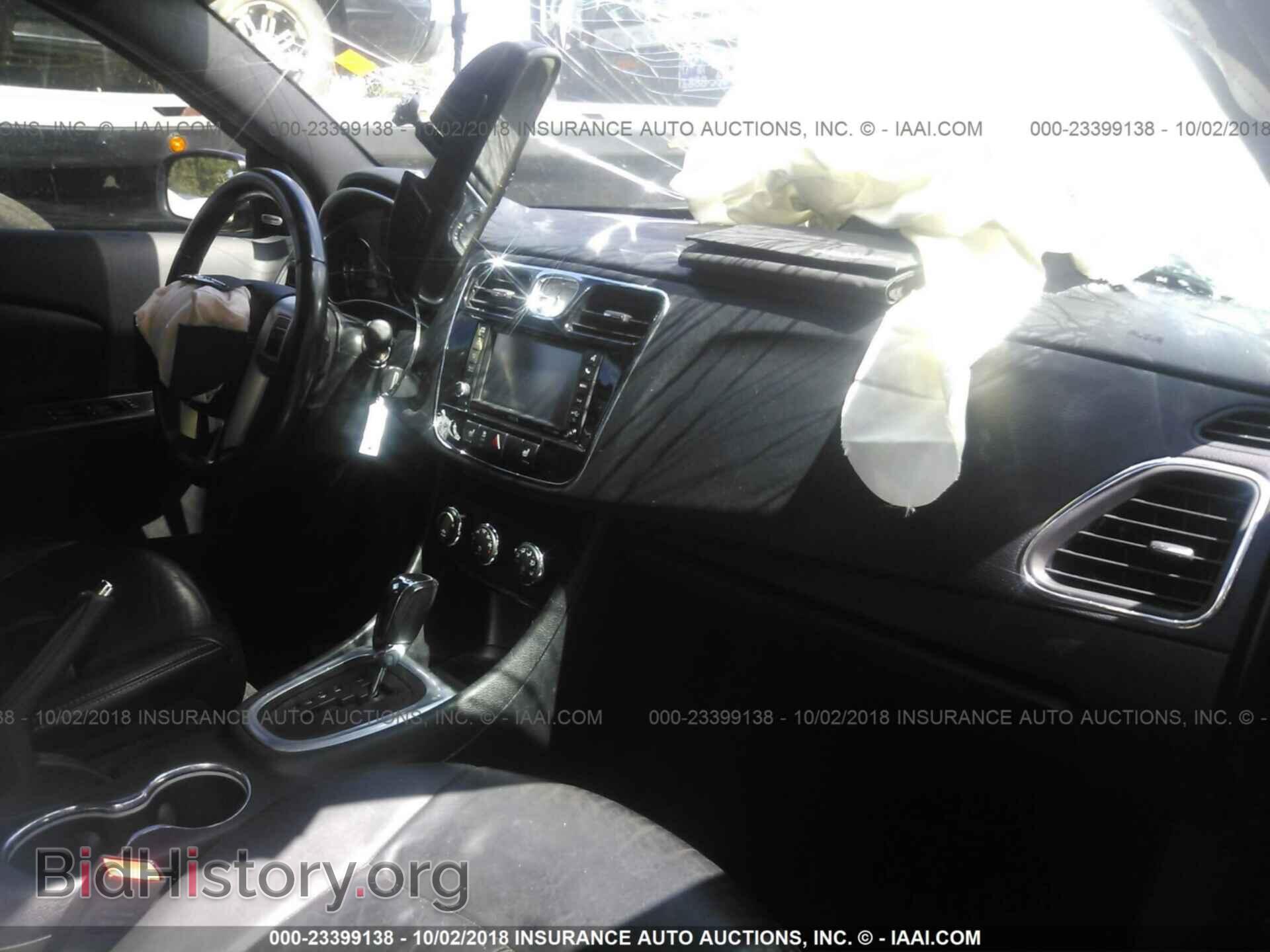 2013 Chrysler 200 - VIN: 1C3CCBCG8DN598215 - Фото 5